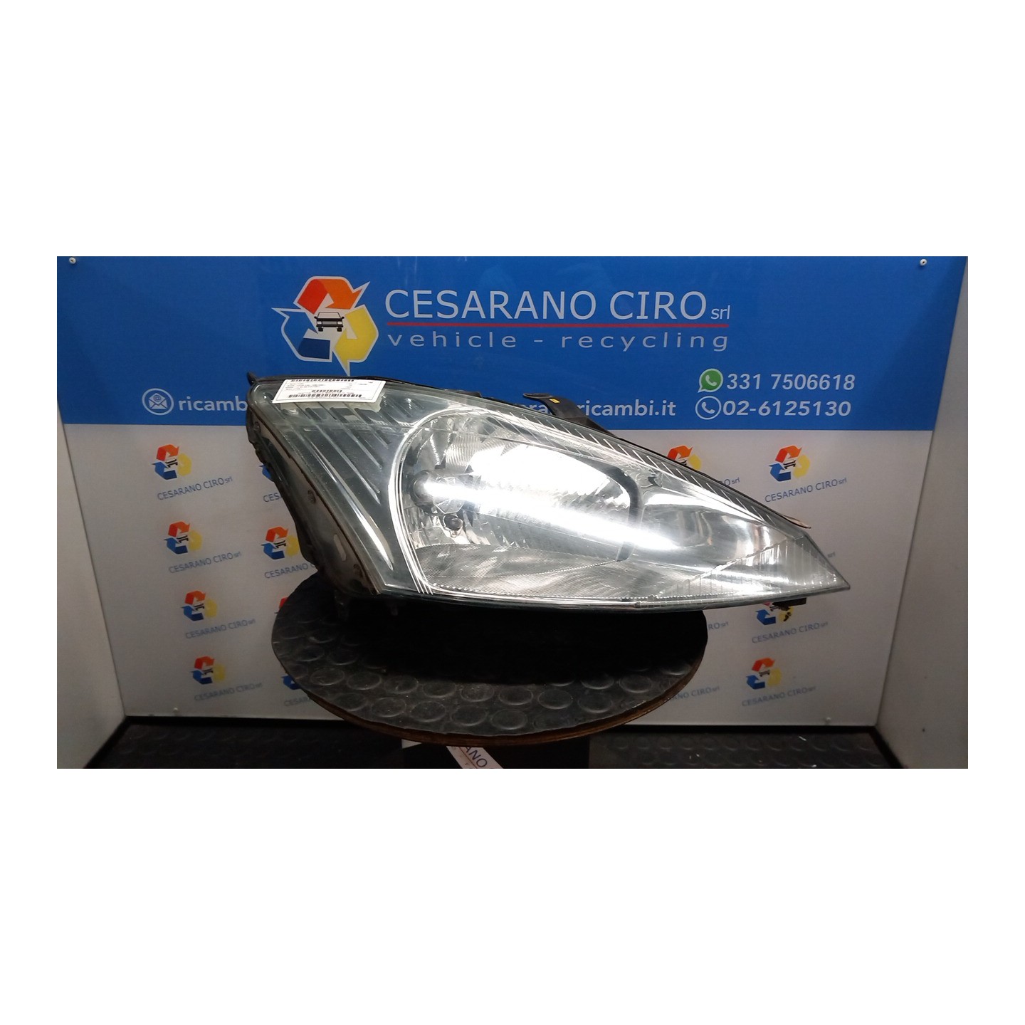 PROIETTORE C/REGOLAZ. MANUALE FARI DX. 147 FORD FOCUS (CAK) (10/98-03/02) FYDB 1152096