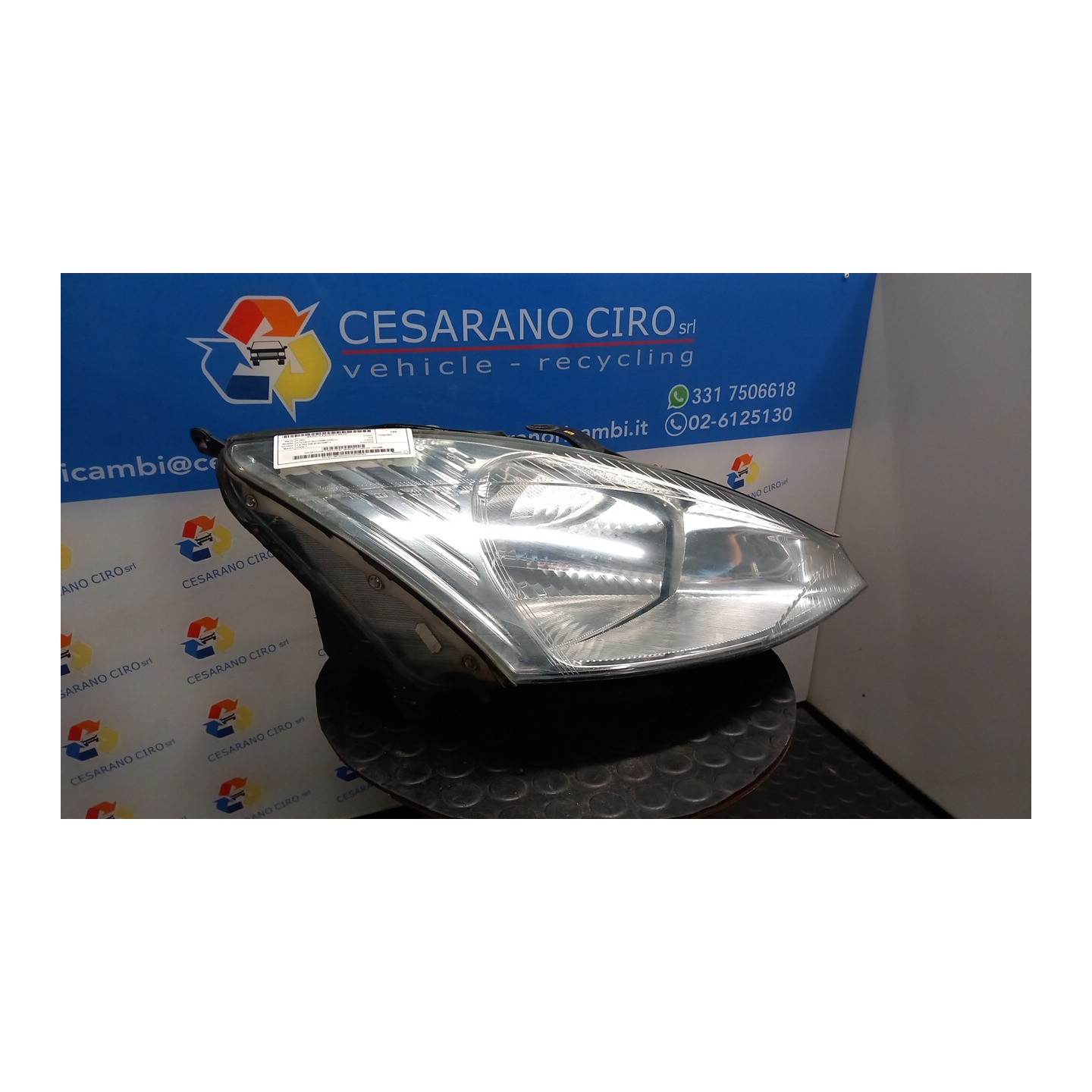 PROIETTORE C/REGOLAZ. MANUALE FARI DX. 147 FORD FOCUS (CAK) (10/98-03/02) FYDB 1152096