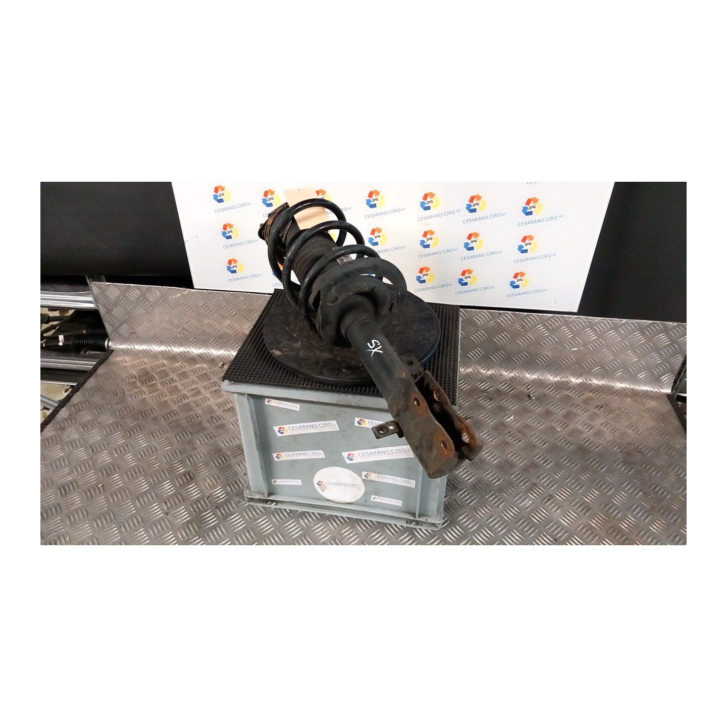 AMMORTIZZATORE ANT. SDF SX. 115 JEEP PATRIOT (MK) (09/07-) ENE K05105175AG