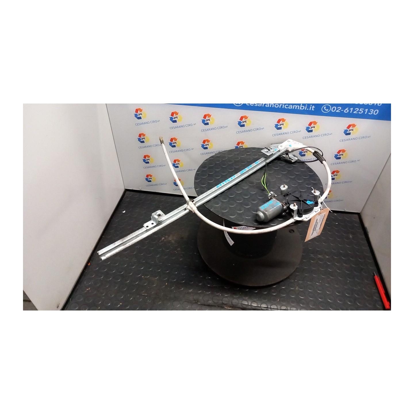 ALZACRISTALLO ELETTR. PORTA ANT. SX. 005 IVECO DAILY (02/00-04/06) F1AE0481A 504173868
