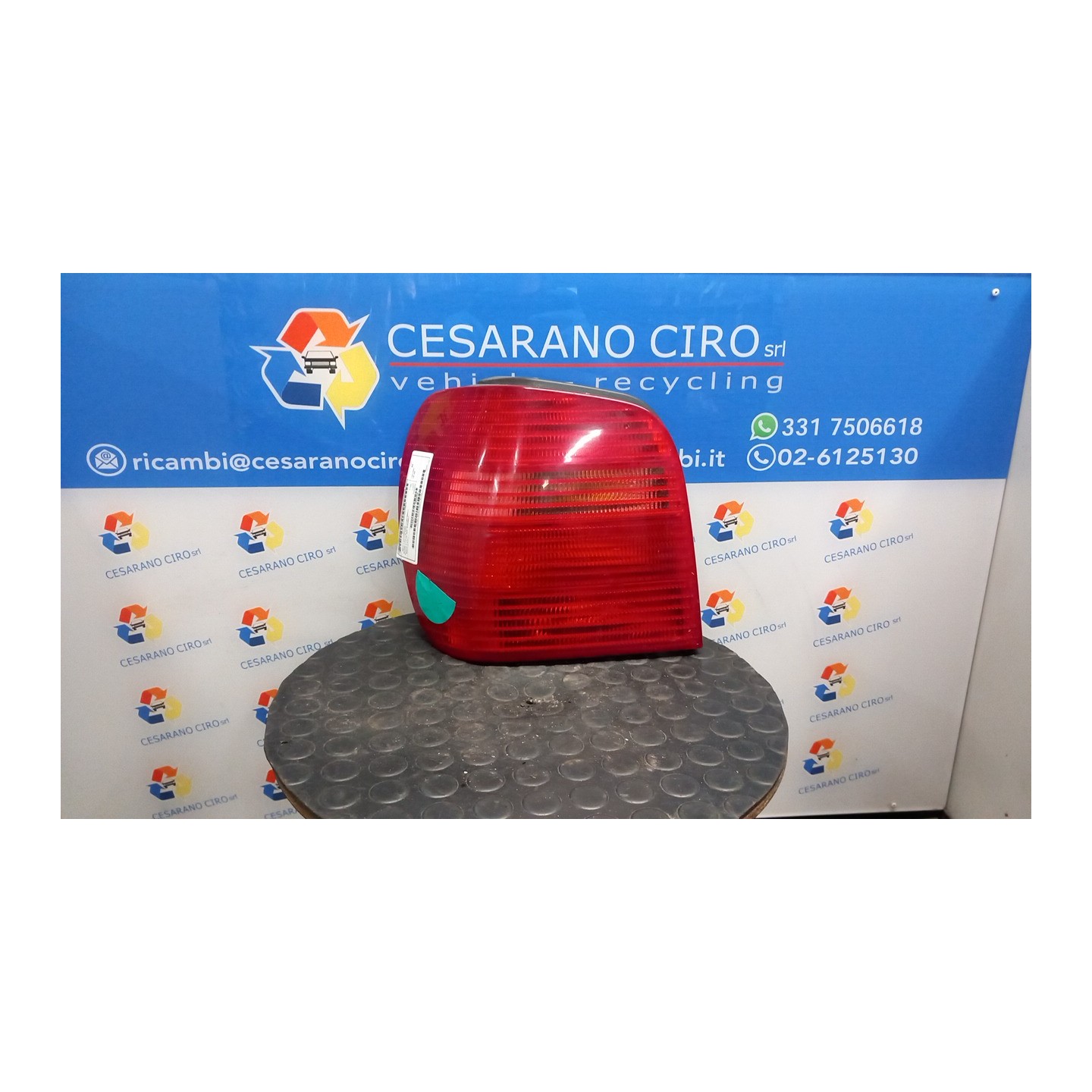 FANALE POST. SX. 070 VOLKSWAGEN POLO 3A SERIE (11/94-09/01) AUD 6N0945095