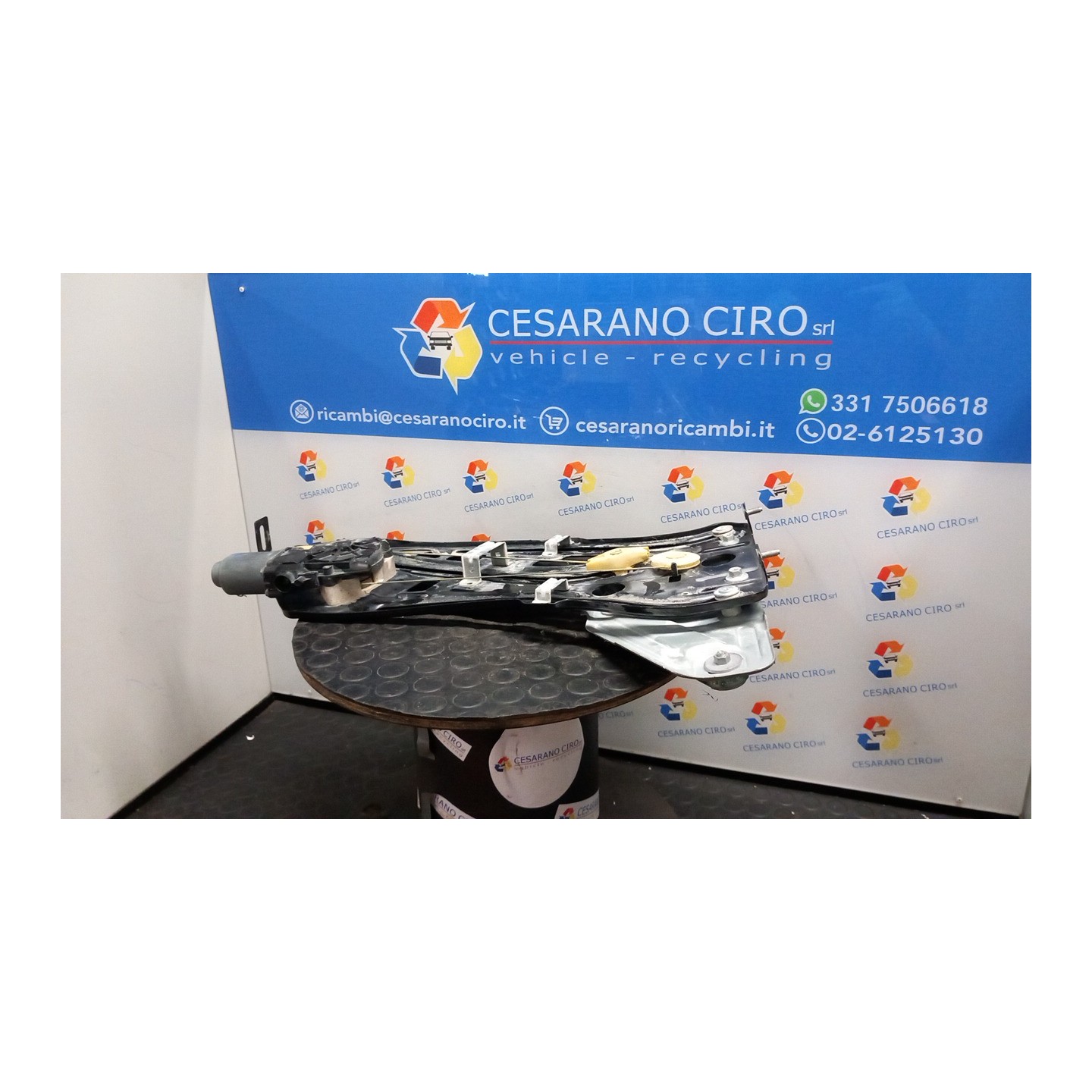 ALZACRISTALLO PARAFANGO POST. SX. 058 PEUGEOT 207 (04/06-06/09) 9HZ 9223A8
