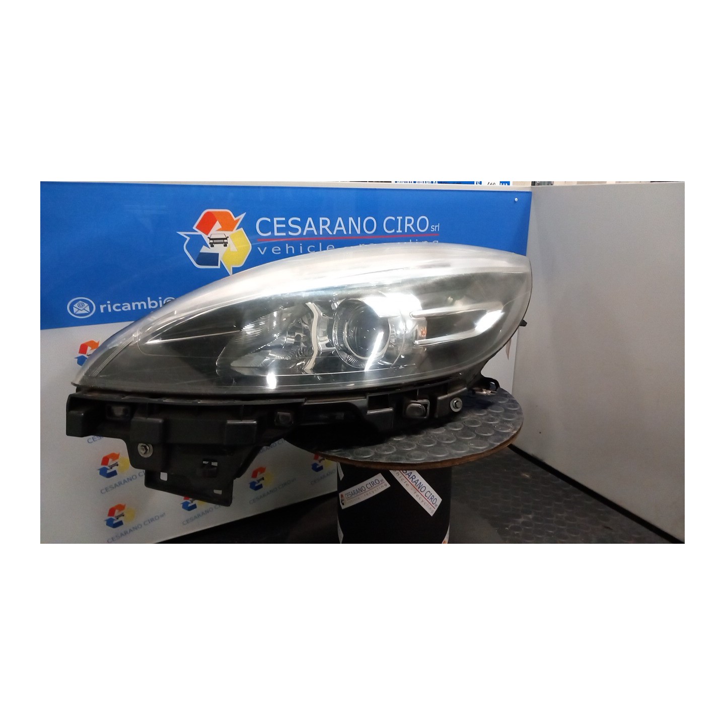 PROIETTORE SX. 080 RENAULT SCENIC 3A SERIE (03/13-12/16) K9K J8 260605628R