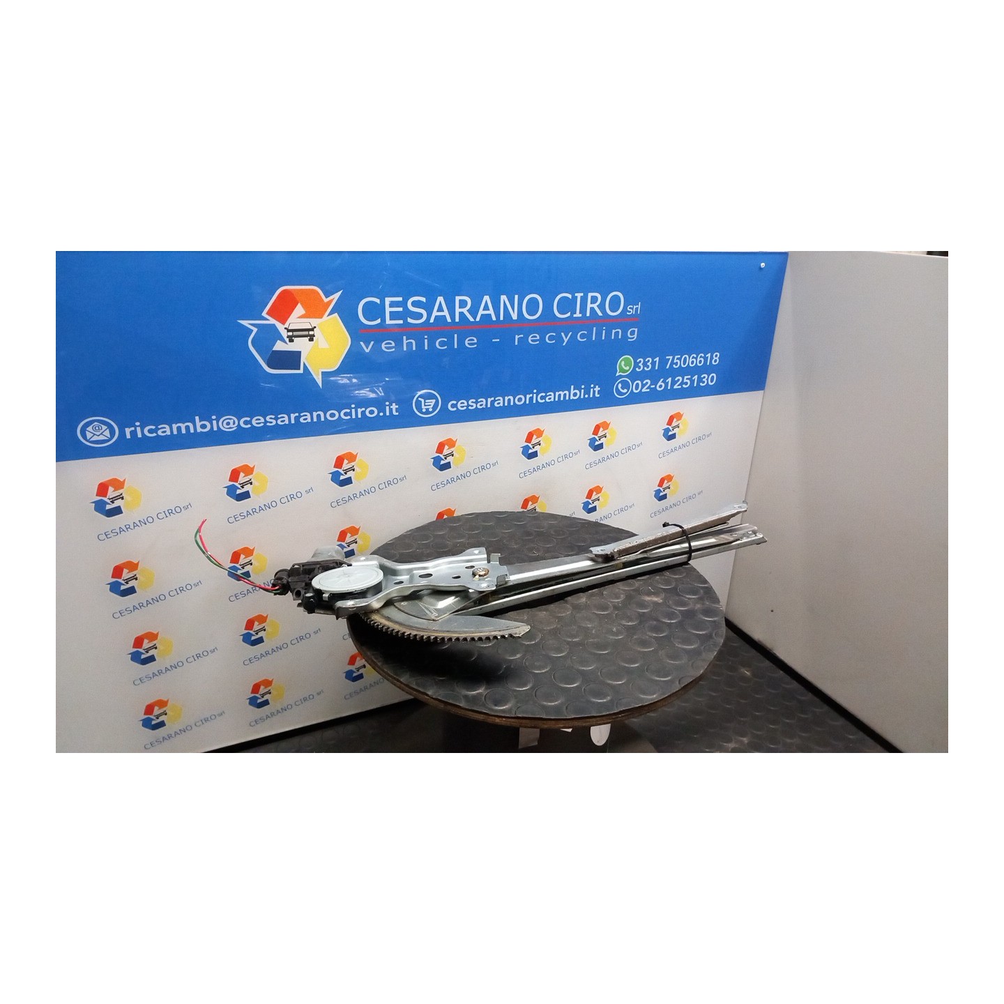 ALZACRISTALLO ELETTR. PORTA ANT. DX. 045 FIAT SEDICI (3B) (02/06-11/11) M16A 71750980