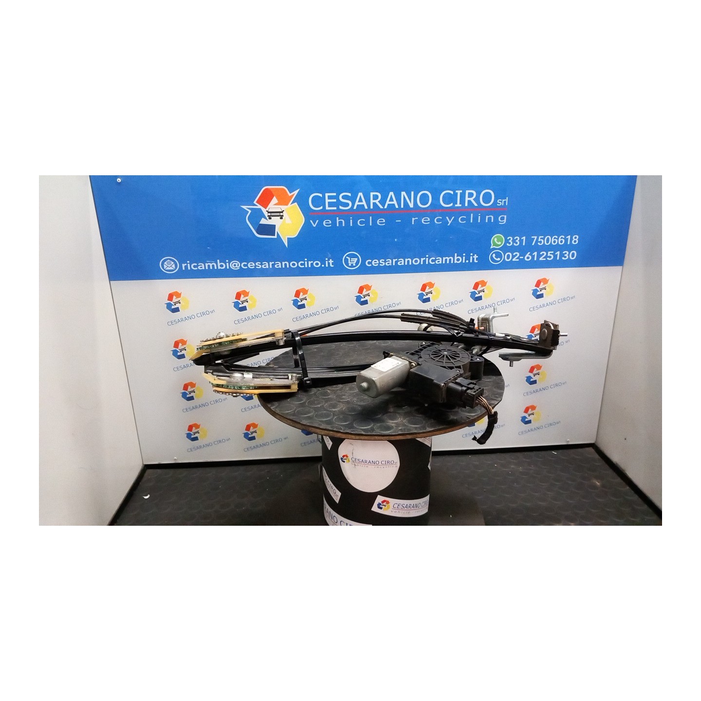 ALZACRISTALLO ELETTR. PORTA ANT. C/MOTORINO DX. 047 ALFA ROMEO MITO (QZ) (03/11-05/13) 350A1000 51983414