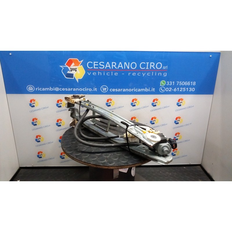 ALZACRISTALLO ELETTR. PORTA ANT. SX. 011 DODGE CALIBER (05/06-) BWD K05179943AA