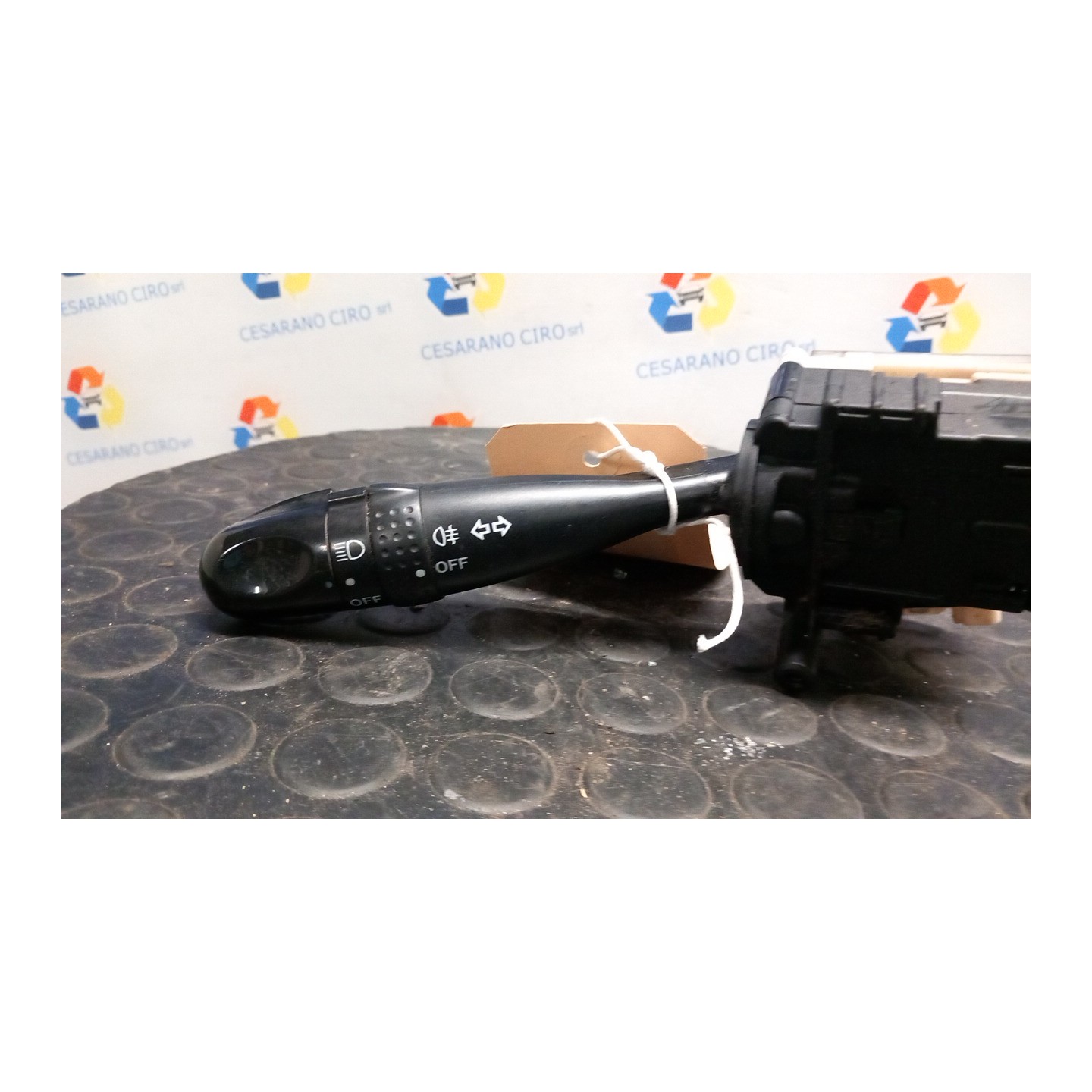 BLOCCO COMANDO VOLANTE LUCI 025 TOYOTA COROLLA (09/04-09/07) 1NDTV 8414002180