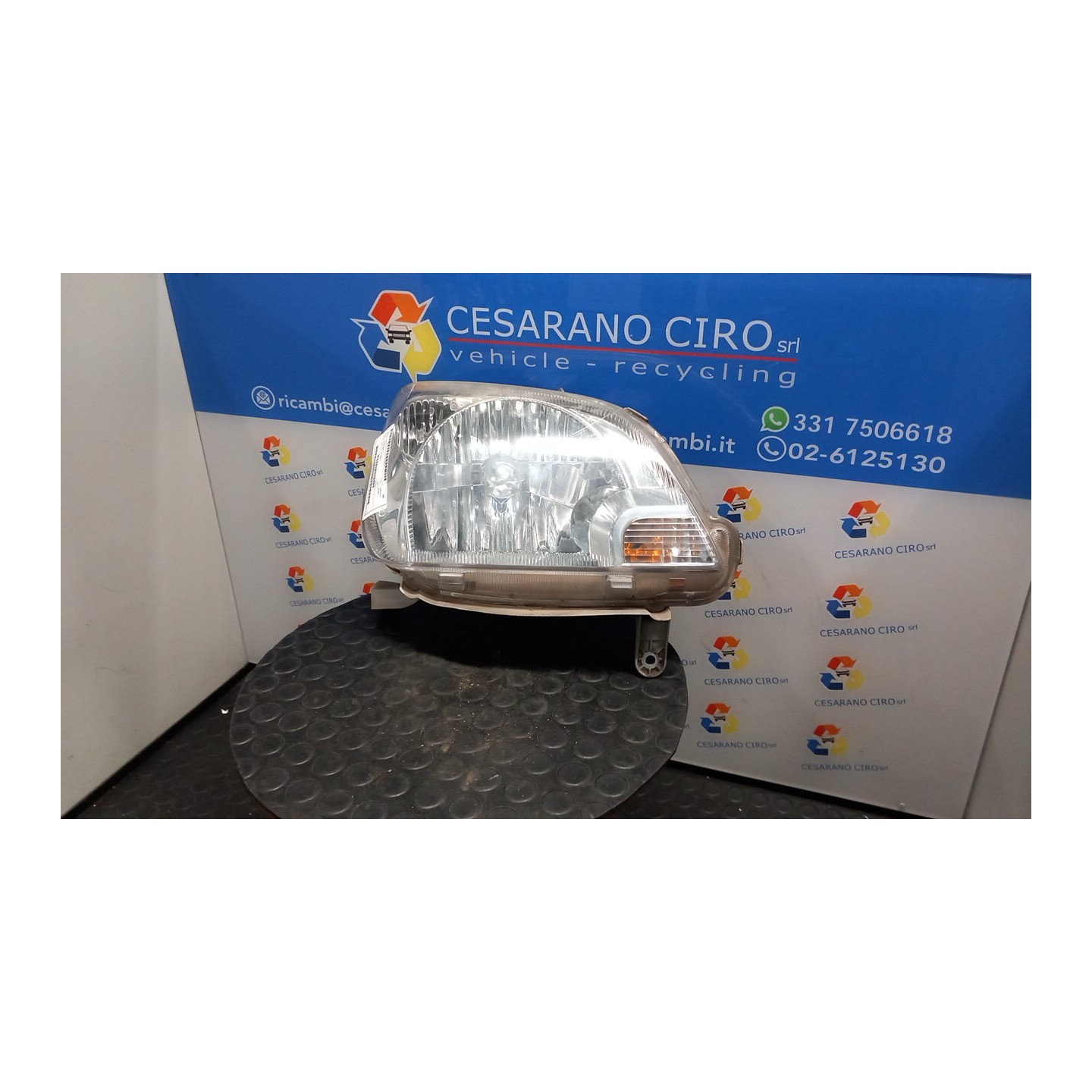 PROIETTORE DX. 039 DAIHATSU CUORE (09/07-) 1KR 81110B2440