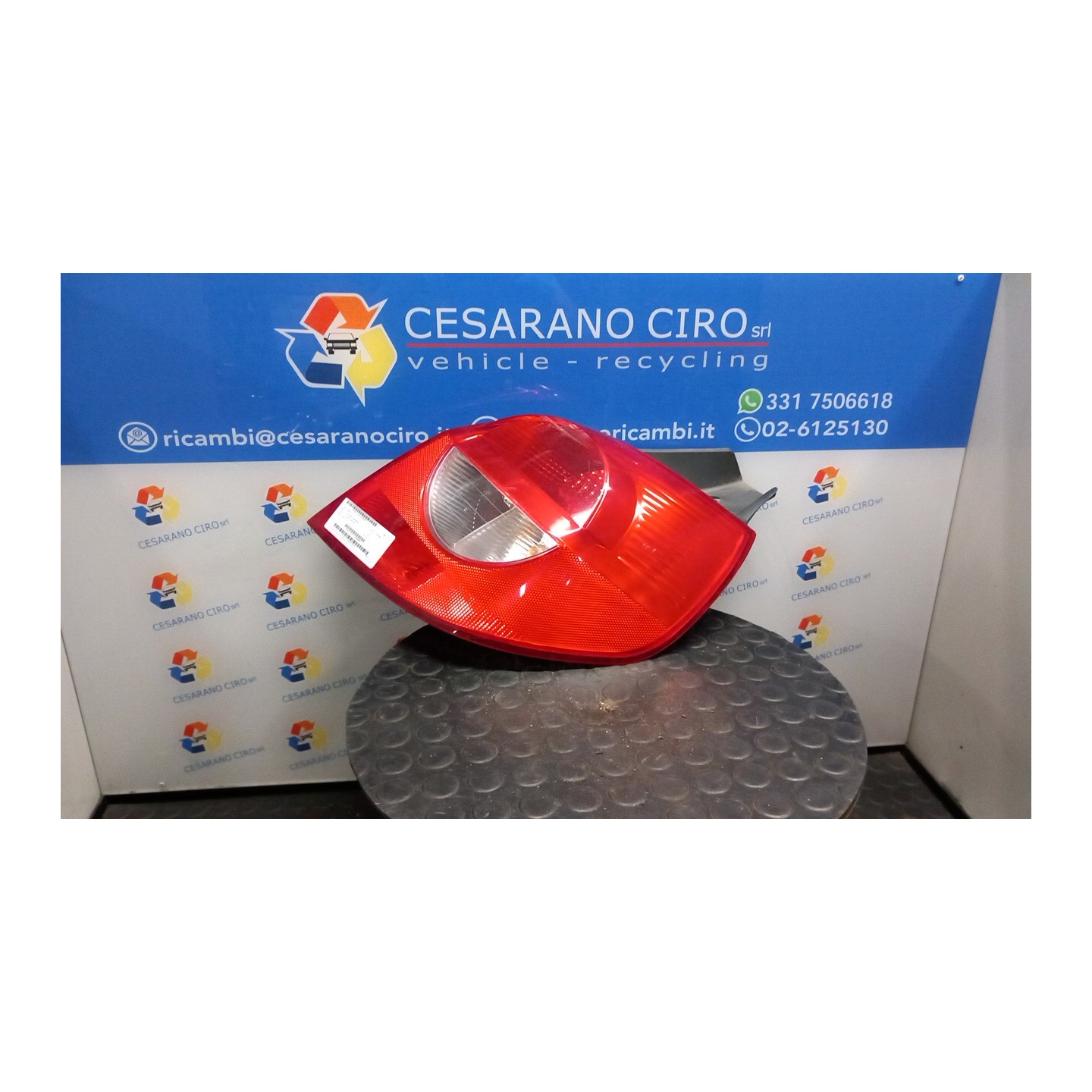 FANALE POST. DX. 104 RENAULT CLIO 3A SERIE (07/05-05/09) D4FD7 8200459960