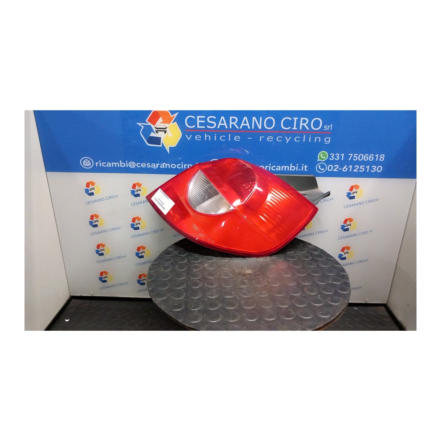 FANALE POST. DX. 104 RENAULT CLIO 3A SERIE (07/05-05/09) D4FD7 8200459960