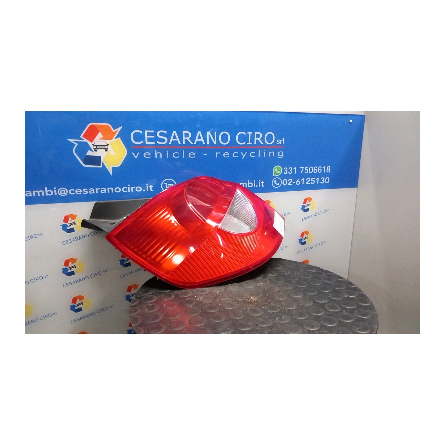 FANALE POST. SX. 105 RENAULT CLIO 3A SERIE (07/05-05/09) D4FD7 8200459962