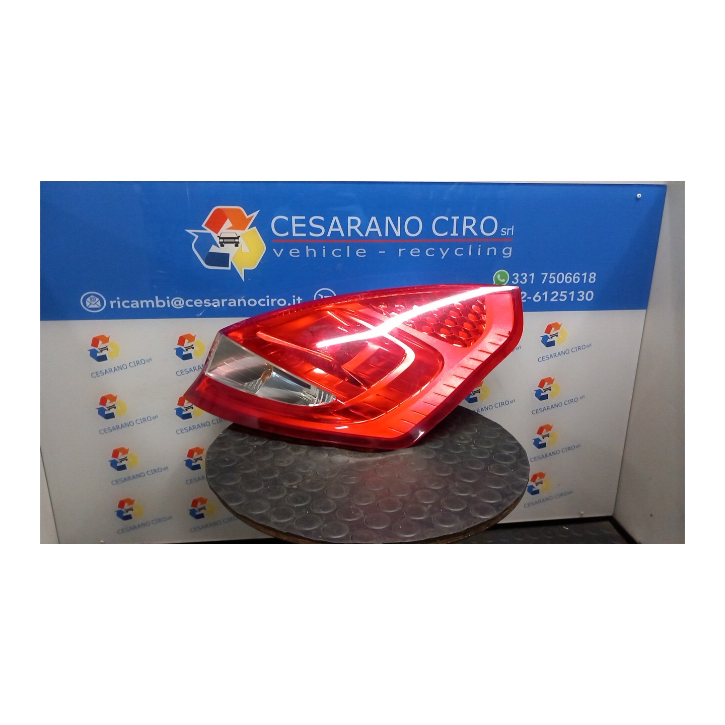 FANALE POST. DX. 074 FORD FIESTA (CB1) (09/08-10/13) RTJA 1709552