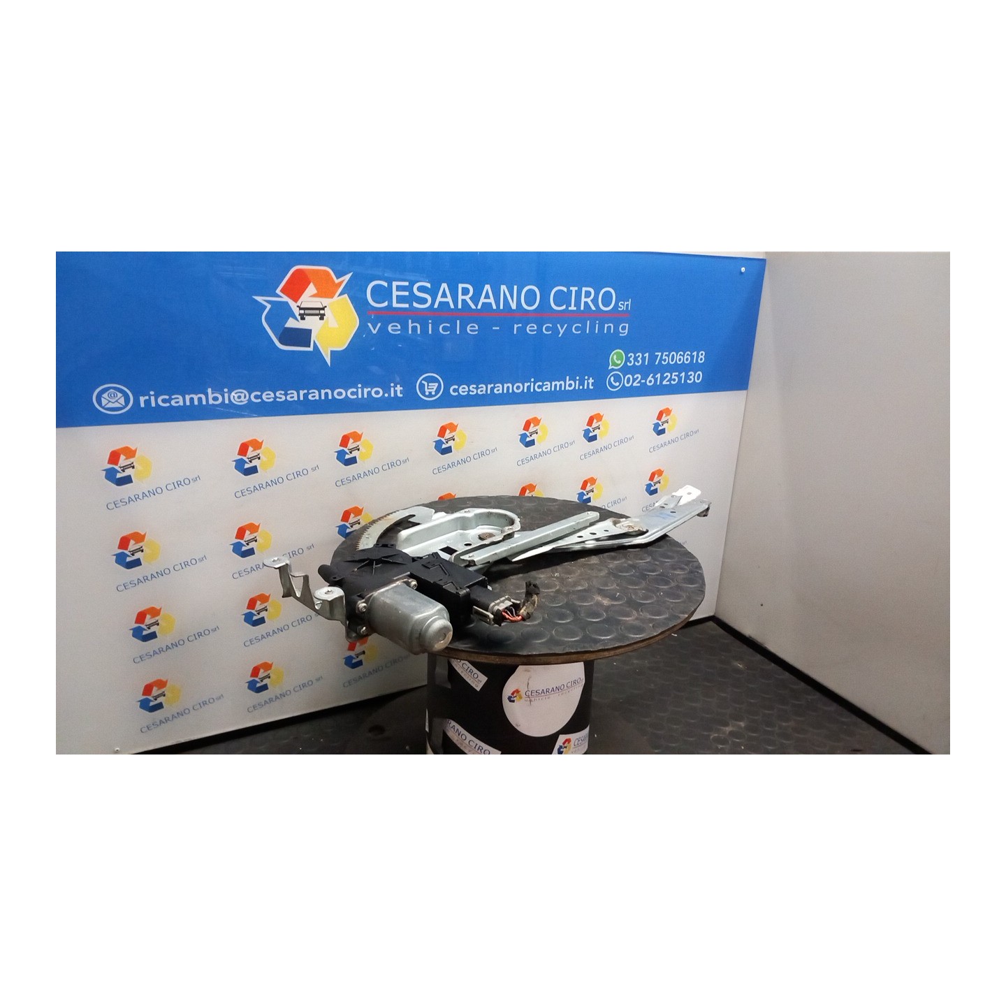 ALZACRISTALLO ELETTR. PORTA ANT. DX. 120 OPEL MERIVA (X03) (03/03-12/10) Z14XEP 93186831