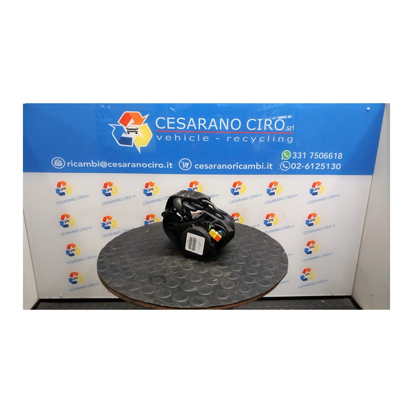 CINTURA DI SICUREZZA ANT. SX. 076 FIAT FREEMONT (24) (04/11-) 939B5000 K1SV02DX9AB