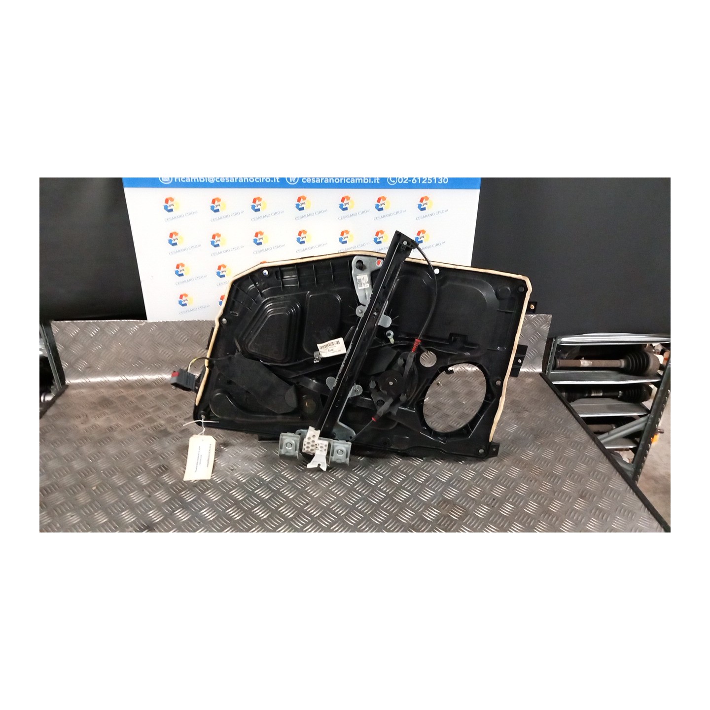 ALZACRISTALLO PORTA ANT. SX. 070 FORD FUSION (CBK) (09/02-) F6JB 1553148