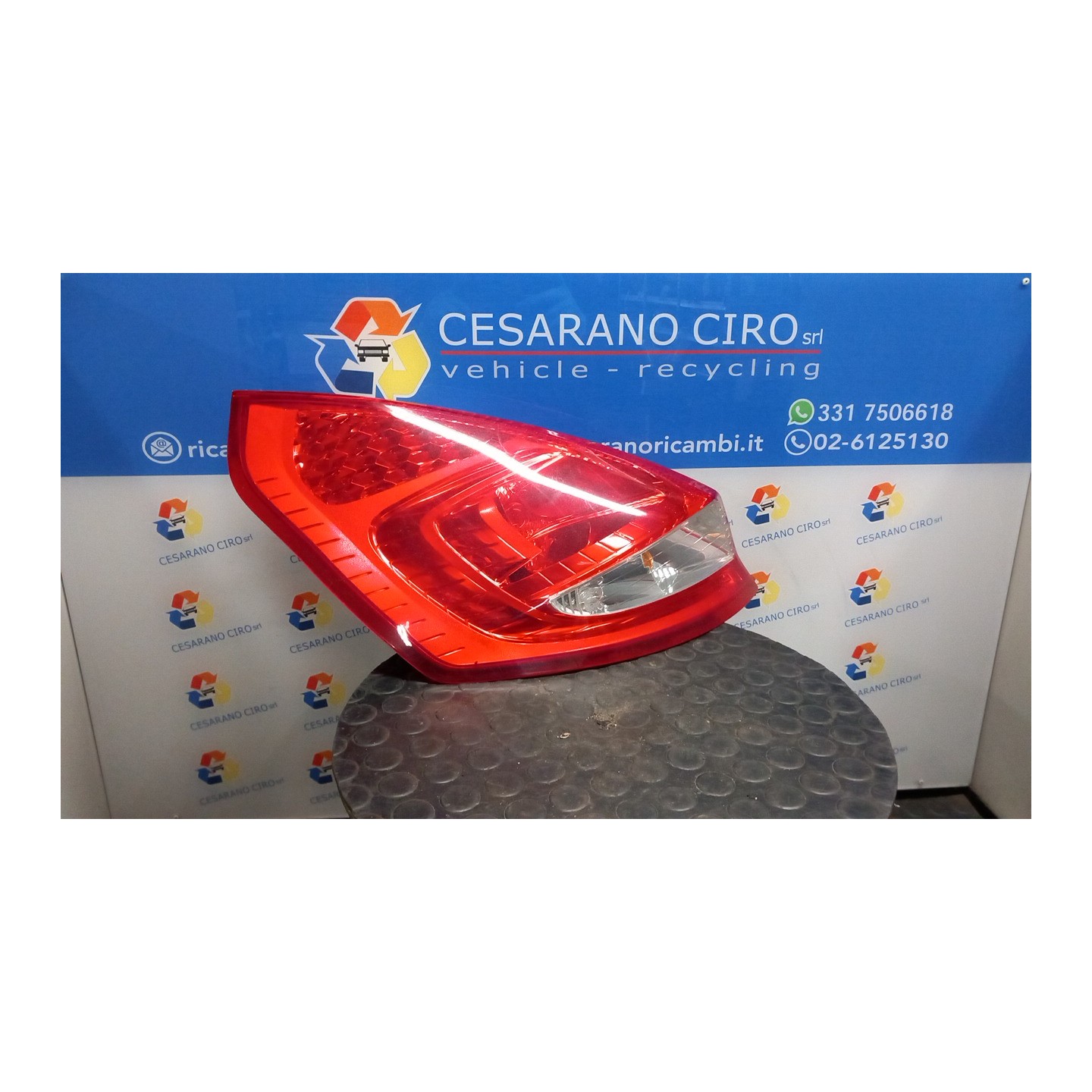 FANALE POST. SX. 076 FORD FIESTA (CB1) (09/08-10/13) SNJA 1709553