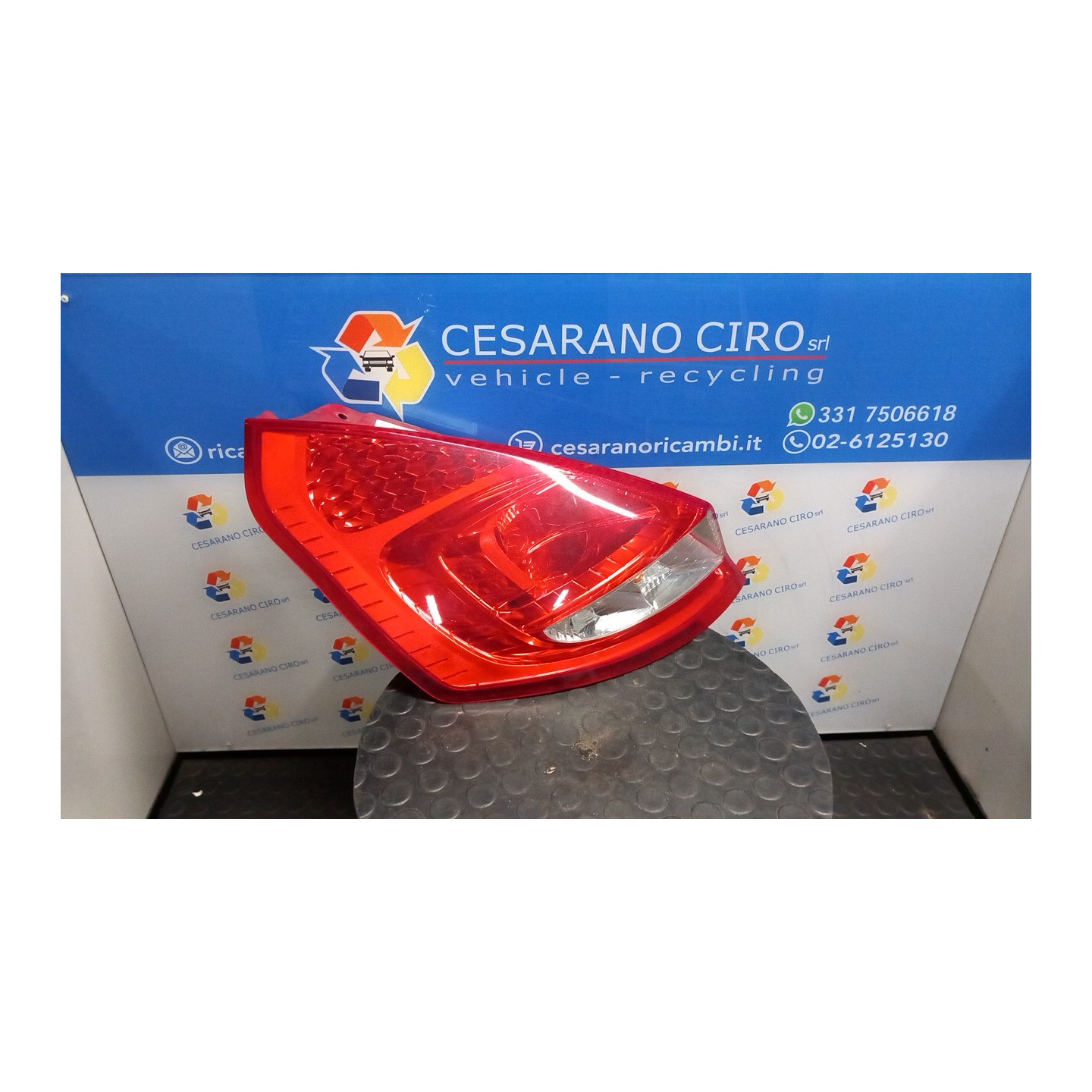 FANALE POST. SX. 076 FORD FIESTA (CB1) (09/08-10/13) SNJA 1709553