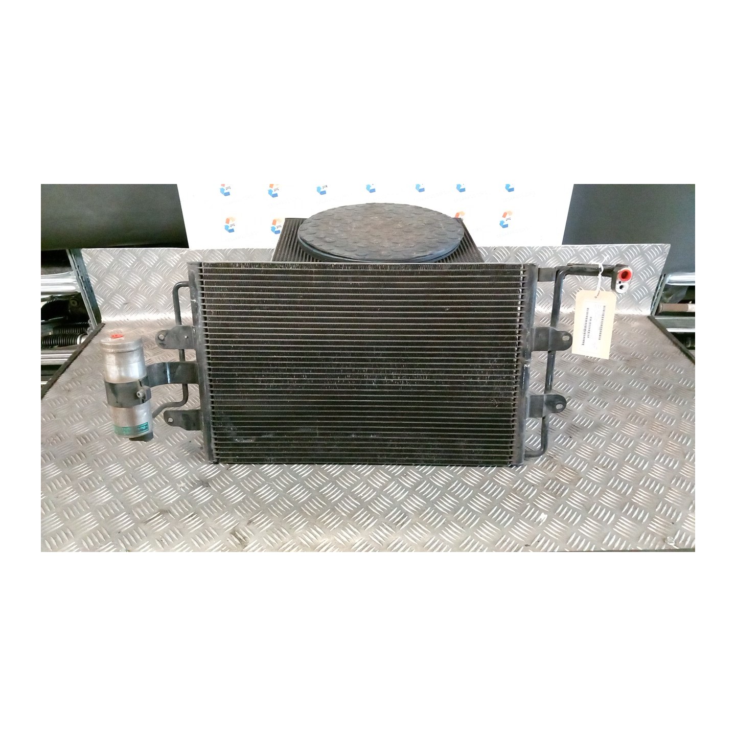 CONDENSATORE A/C 005 VOLKSWAGEN NEW BEETLE CABRIO (1Y) BFS 1C0820413G