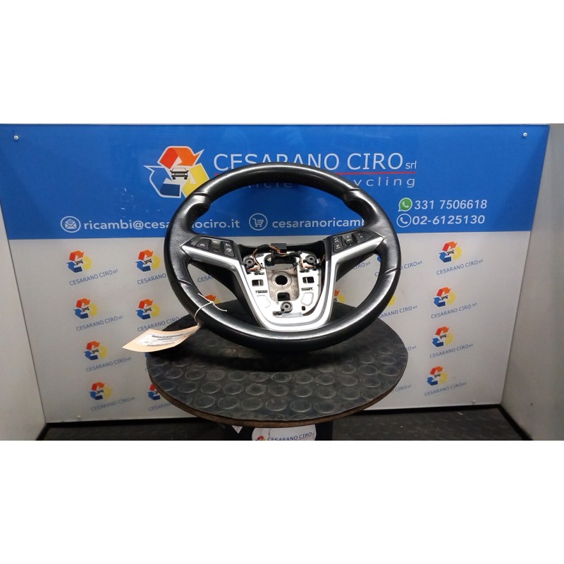 VOLANTE 052 OPEL ZAFIRA (P12) (10/11-) A16XNT 13351024