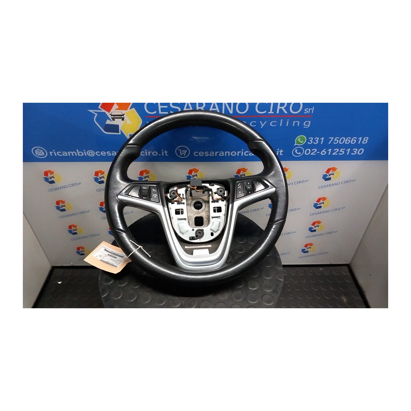 VOLANTE 052 OPEL ZAFIRA (P12) (10/11-) A16XNT 13351024