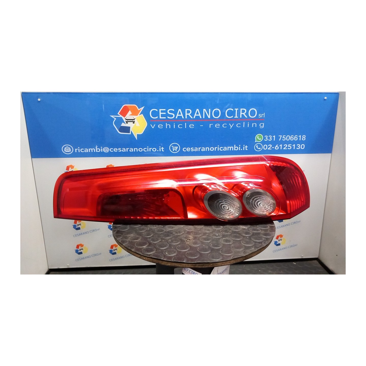 FANALE POST. DX. 025 FORD FIESTA (CBK) (12/05-12/08) FUJA 1432269