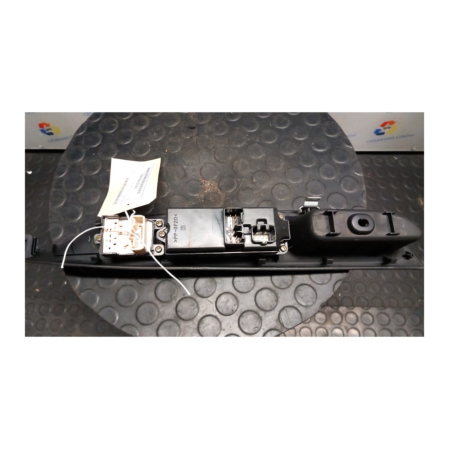 BLOCCO COMANDI ALZACRISTALLI 003 MAZDA MAZDA 6 1A SERIE (06/02-06/09 RF GJ6F66350A
