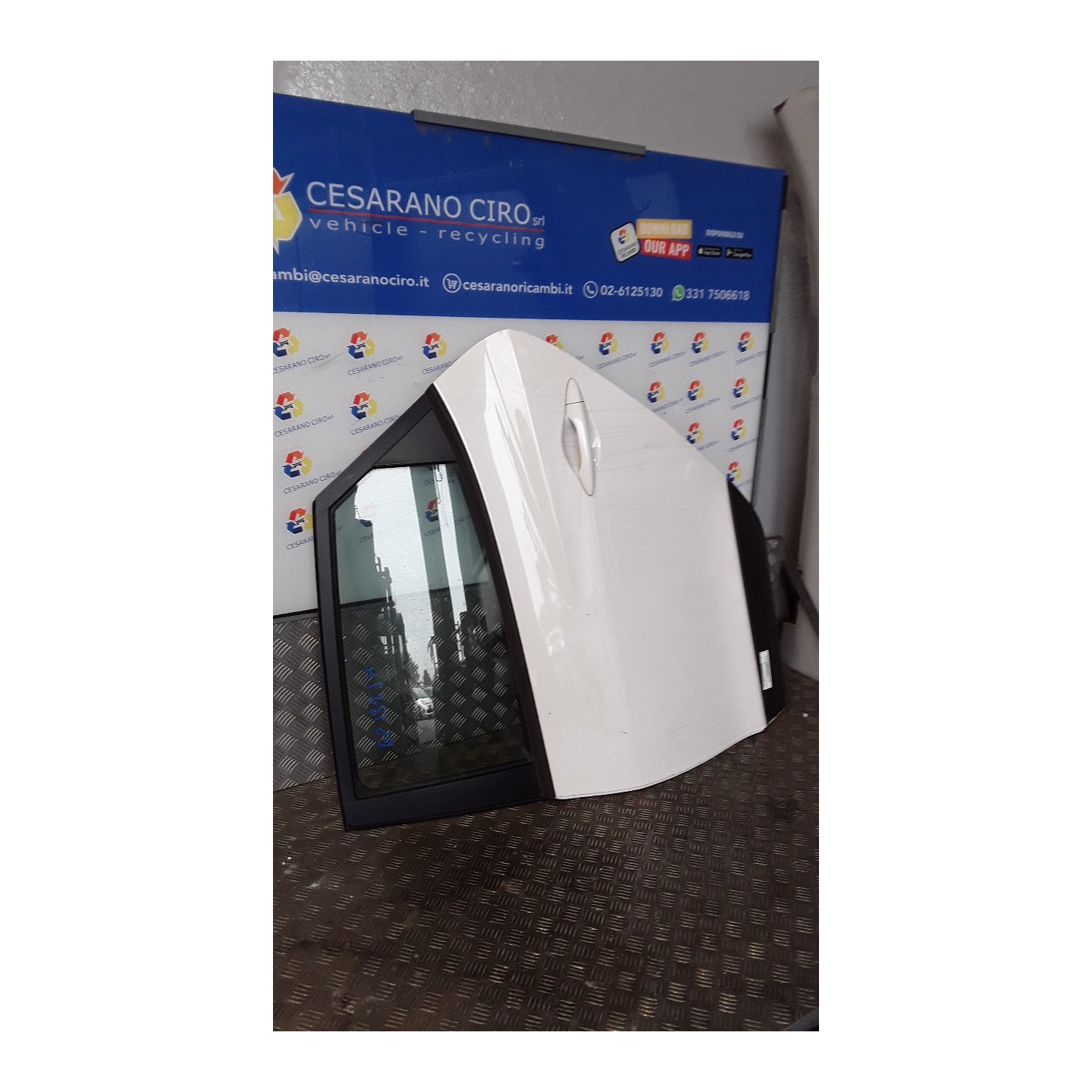 PORTA POST. SX. 109 HYUNDAI IX35 (02/10-) D4FD 770032Y000