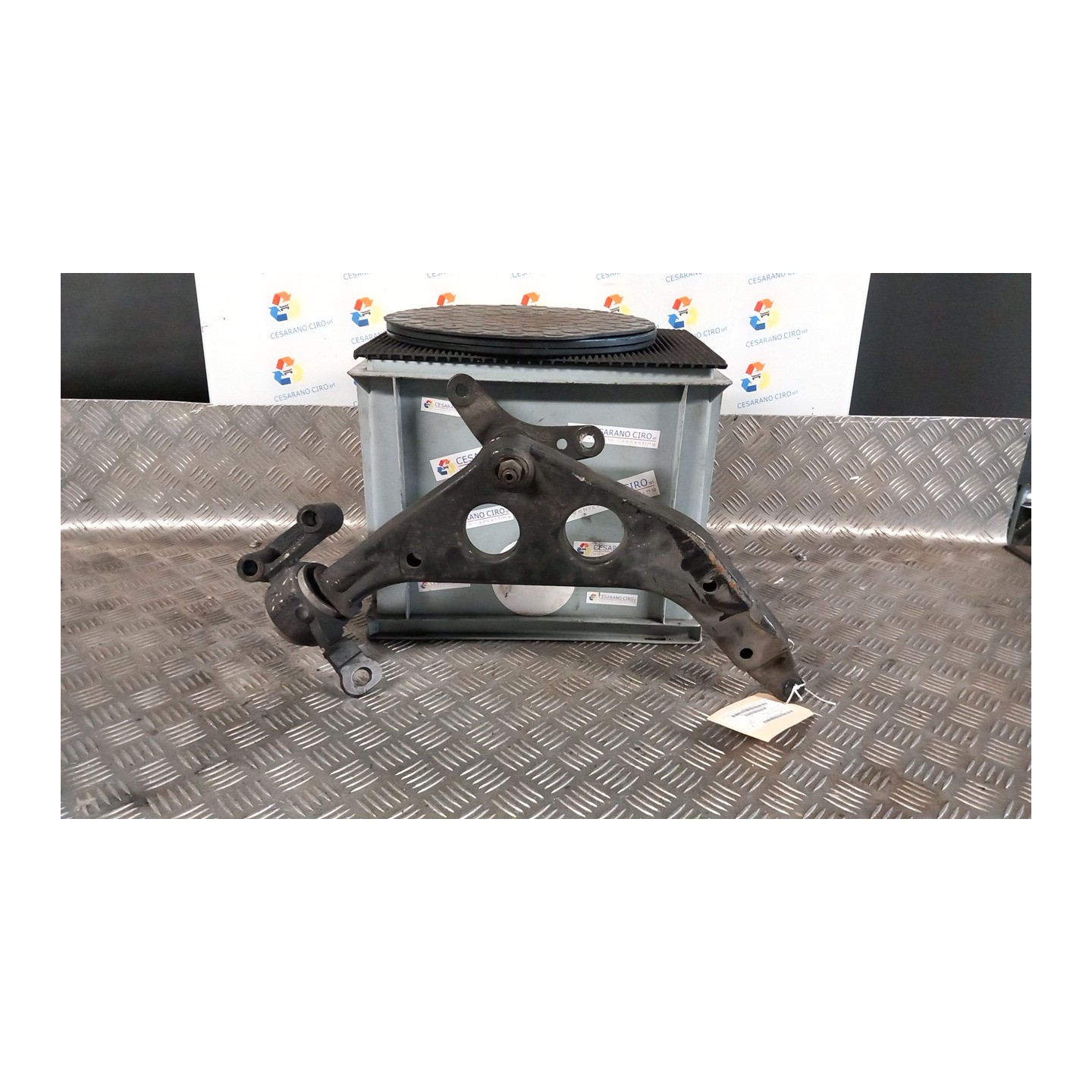 BRACCIO OSCILLANTE SOSP. ANT. SX. 133 MINI MINI (R50/R53) (07/01-07/06) W10B16A 31126761409