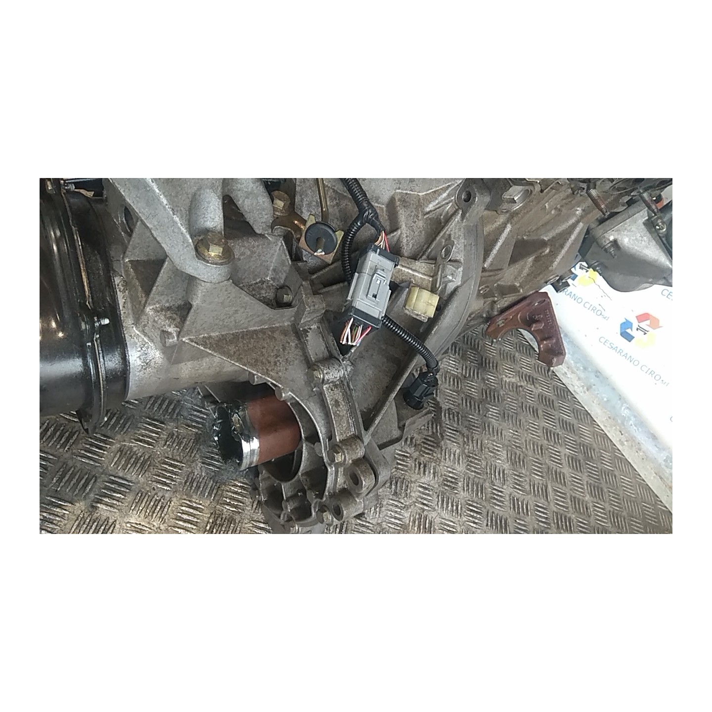 CAMBIO COMPL. 051 FORD FOCUS (CAK) (10/01-04/05) FYDB 1363320