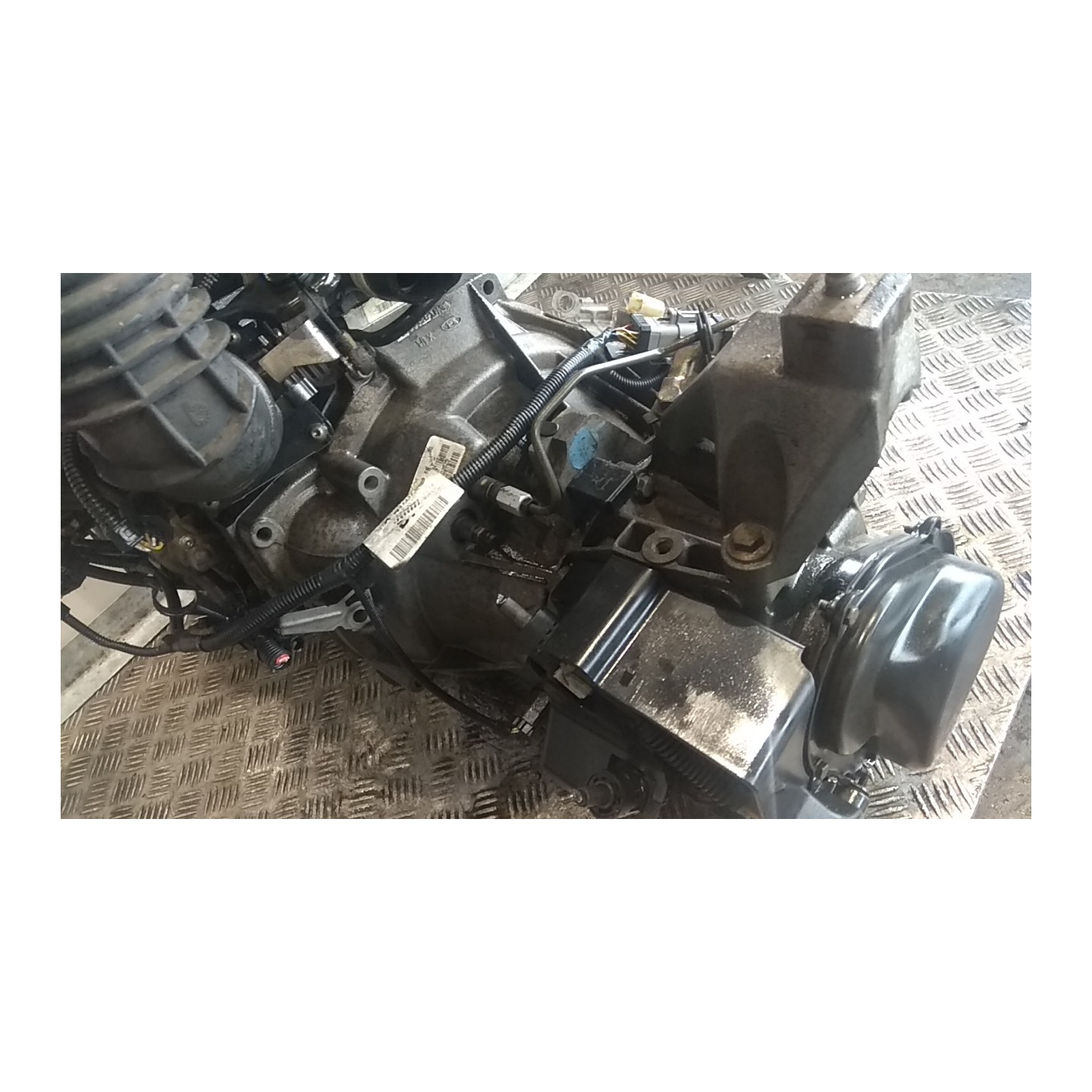 CAMBIO COMPL. 051 FORD FOCUS (CAK) (10/01-04/05) FYDB 1363320