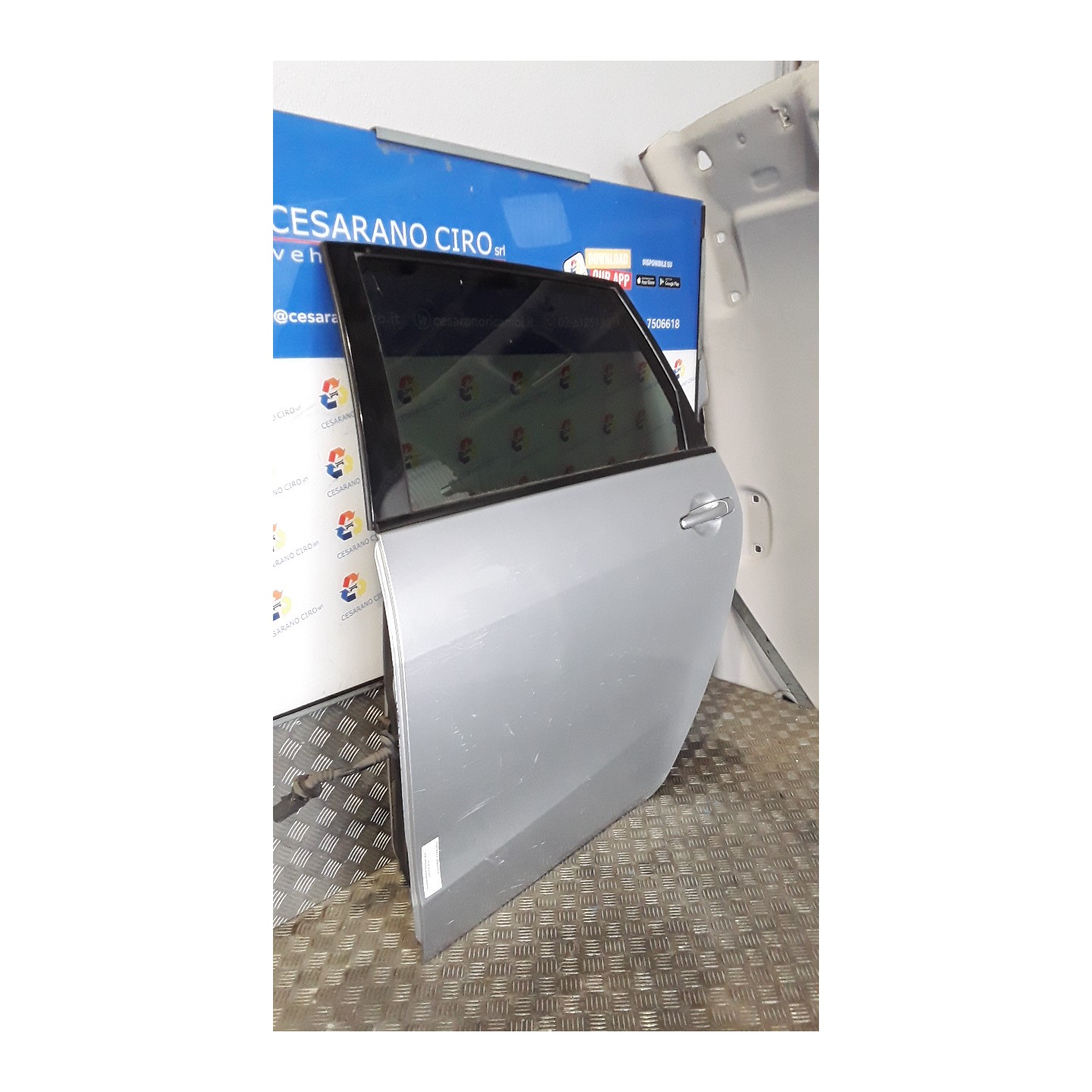 PORTA POST. SX. 056 MITSUBISHI GRANDIS (09/05-06/09) BSY 5730A047