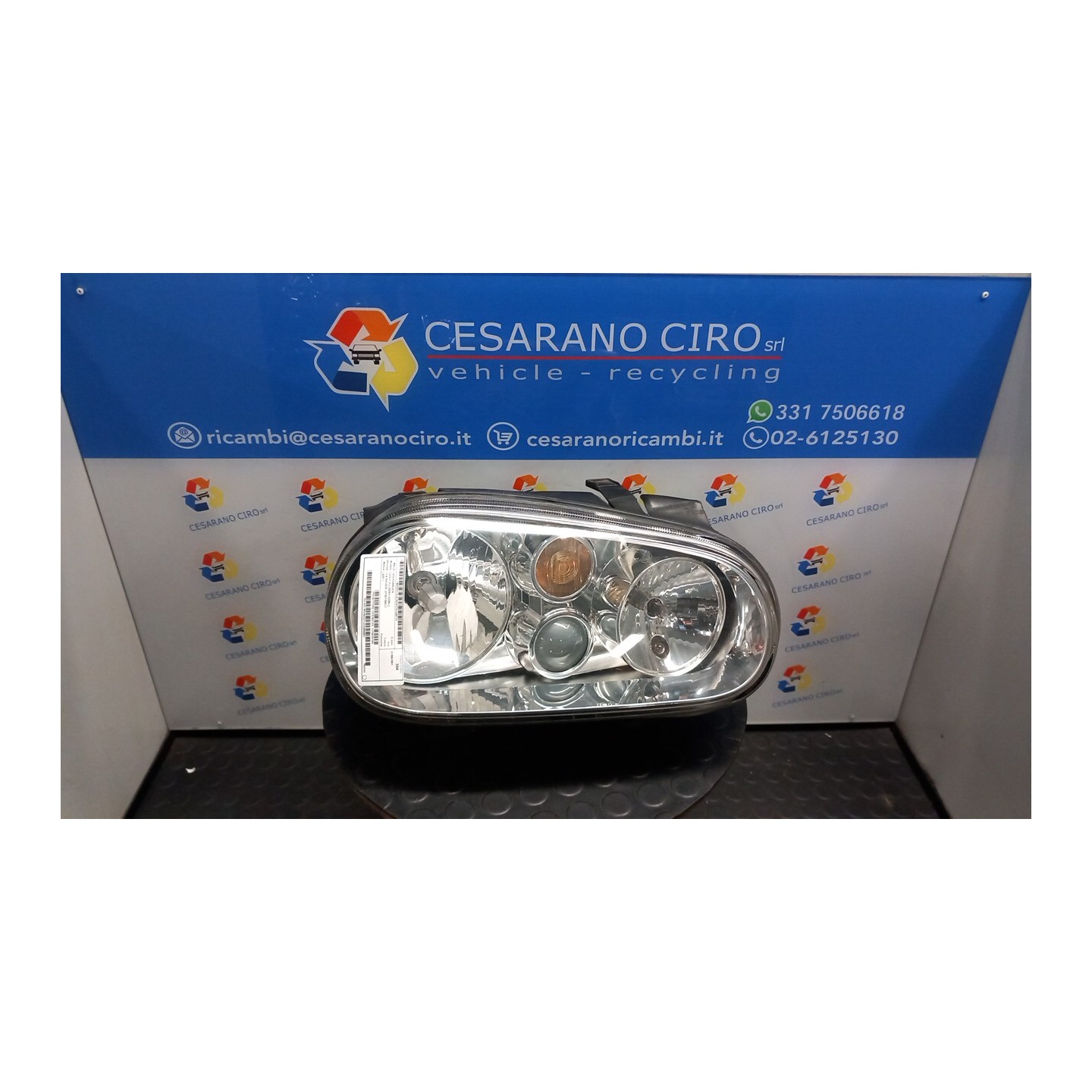 PROIETTORE C/FENDI DX. 173 VOLKSWAGEN GOLF (1J) (09/97-03/06) AXP 1J1941018N