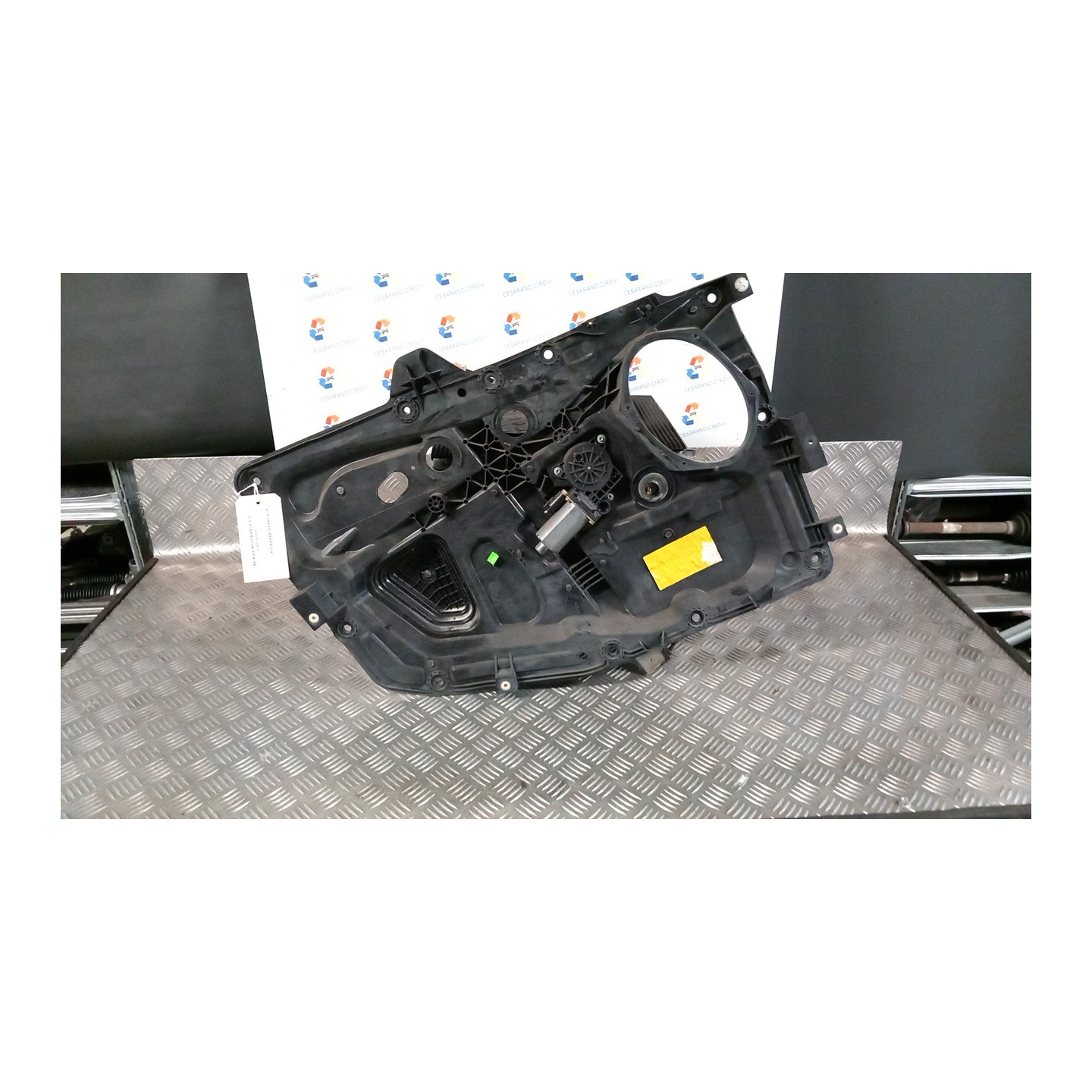 ALZACRISTALLO PORTA ANT. SX. 089 FORD FUSION (CBK) (09/02-) FXJA 1553148