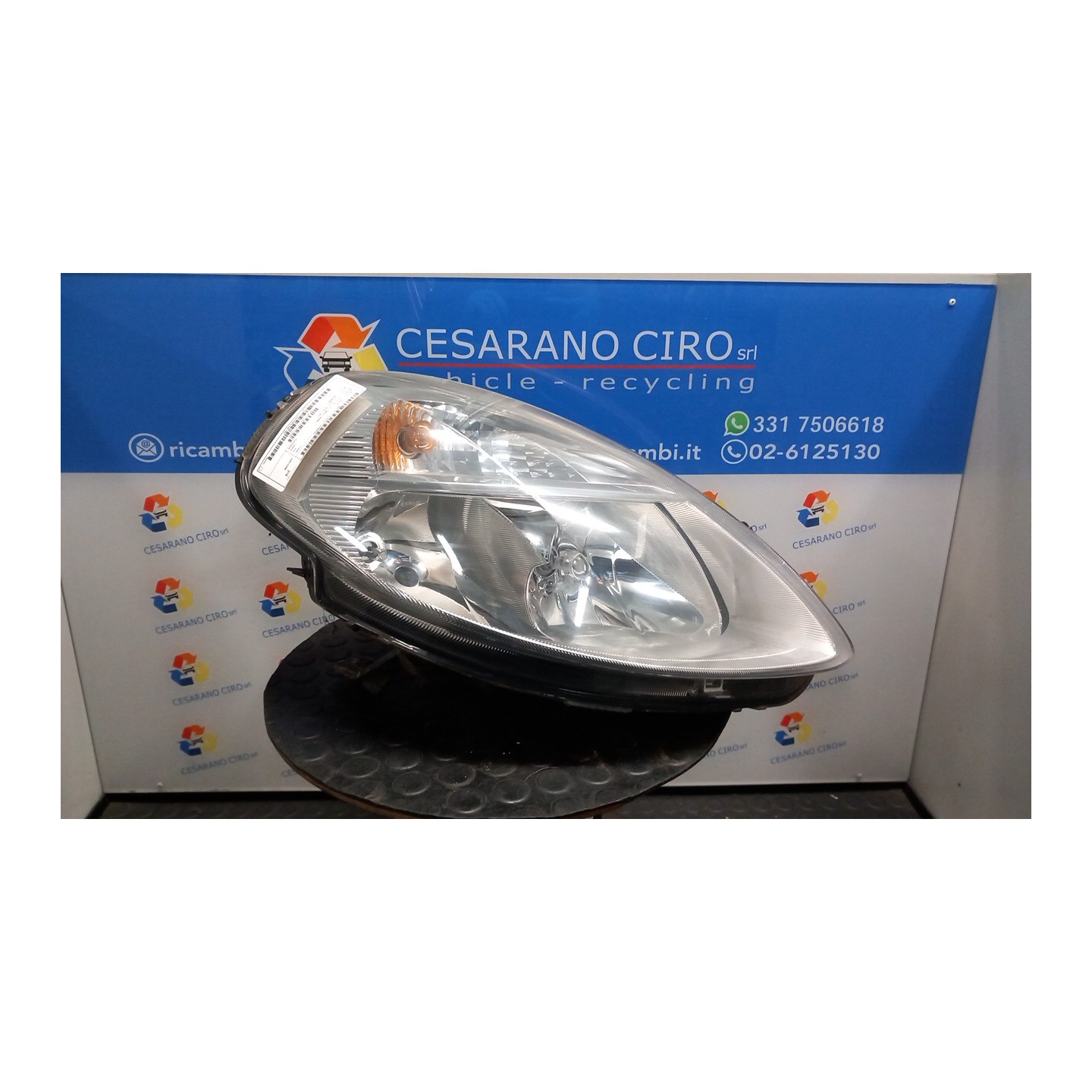 PROIETTORE DX. 025 LANCIA YPSILON (TE) (06/03-09/06) 188A4000 51774225