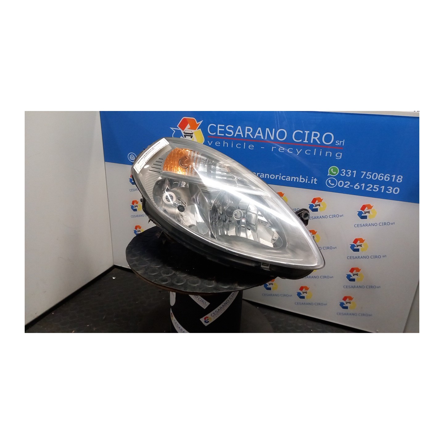 PROIETTORE DX. 025 LANCIA YPSILON (TE) (06/03-09/06) 188A4000 51774225
