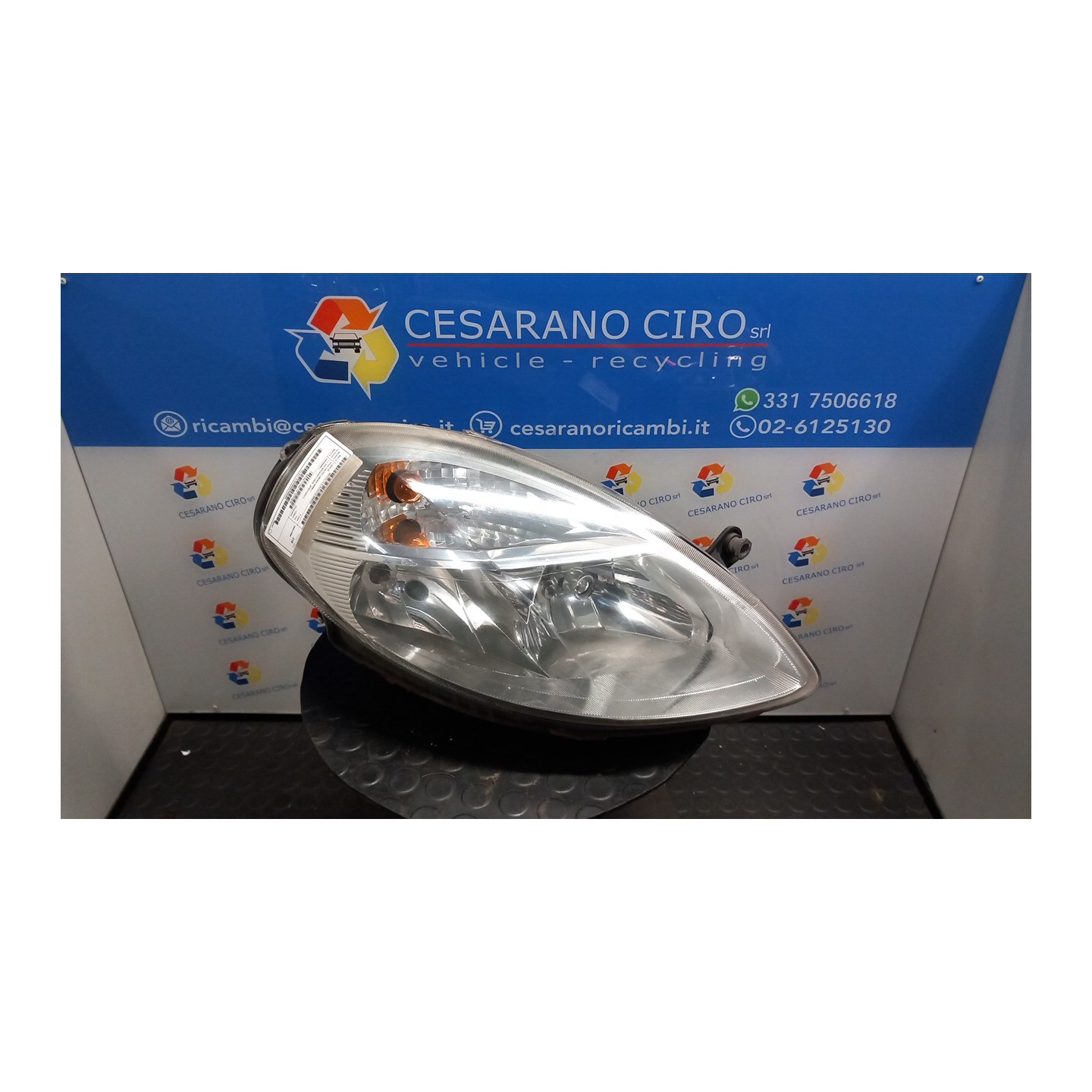PROIETTORE DX. 033 LANCIA YPSILON (TE) (06/03-09/06) 188A5000 51774225