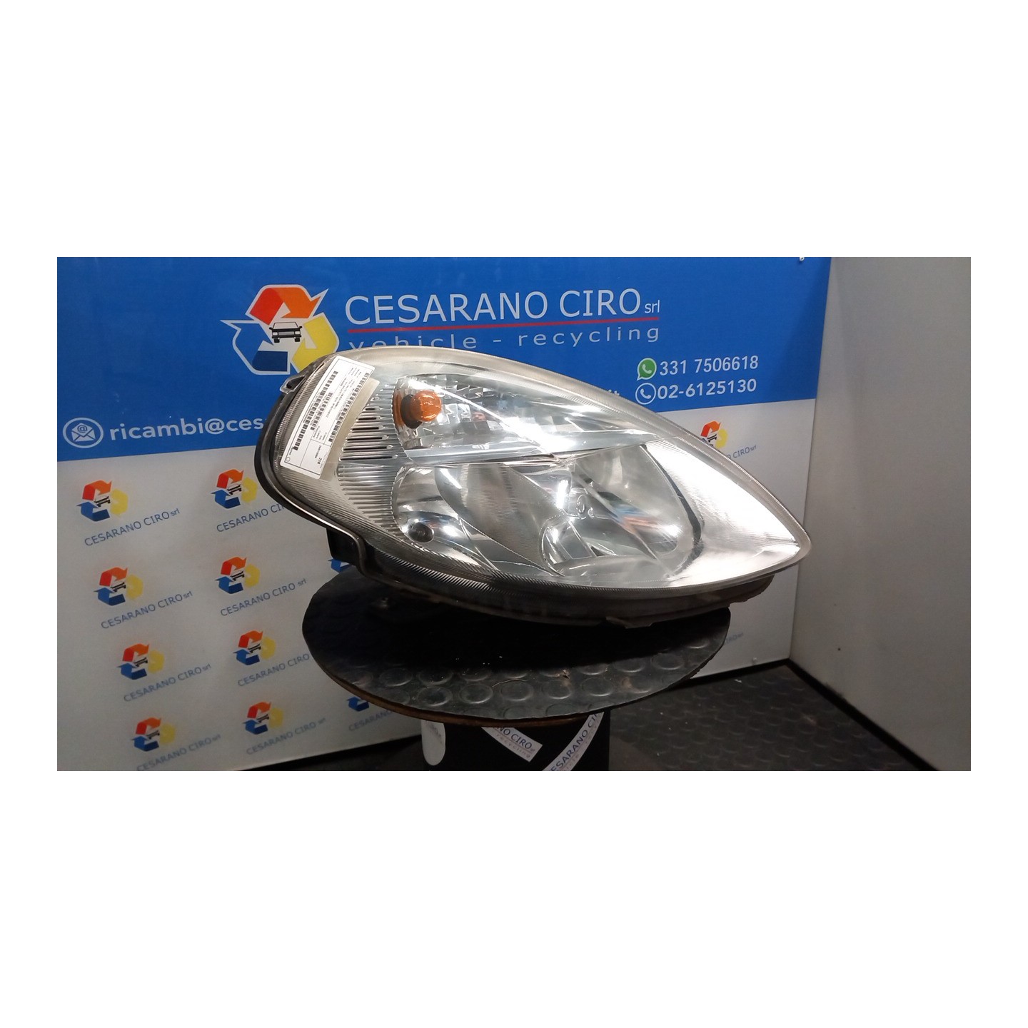 PROIETTORE DX. 033 LANCIA YPSILON (TE) (06/03-09/06) 188A5000 51774225