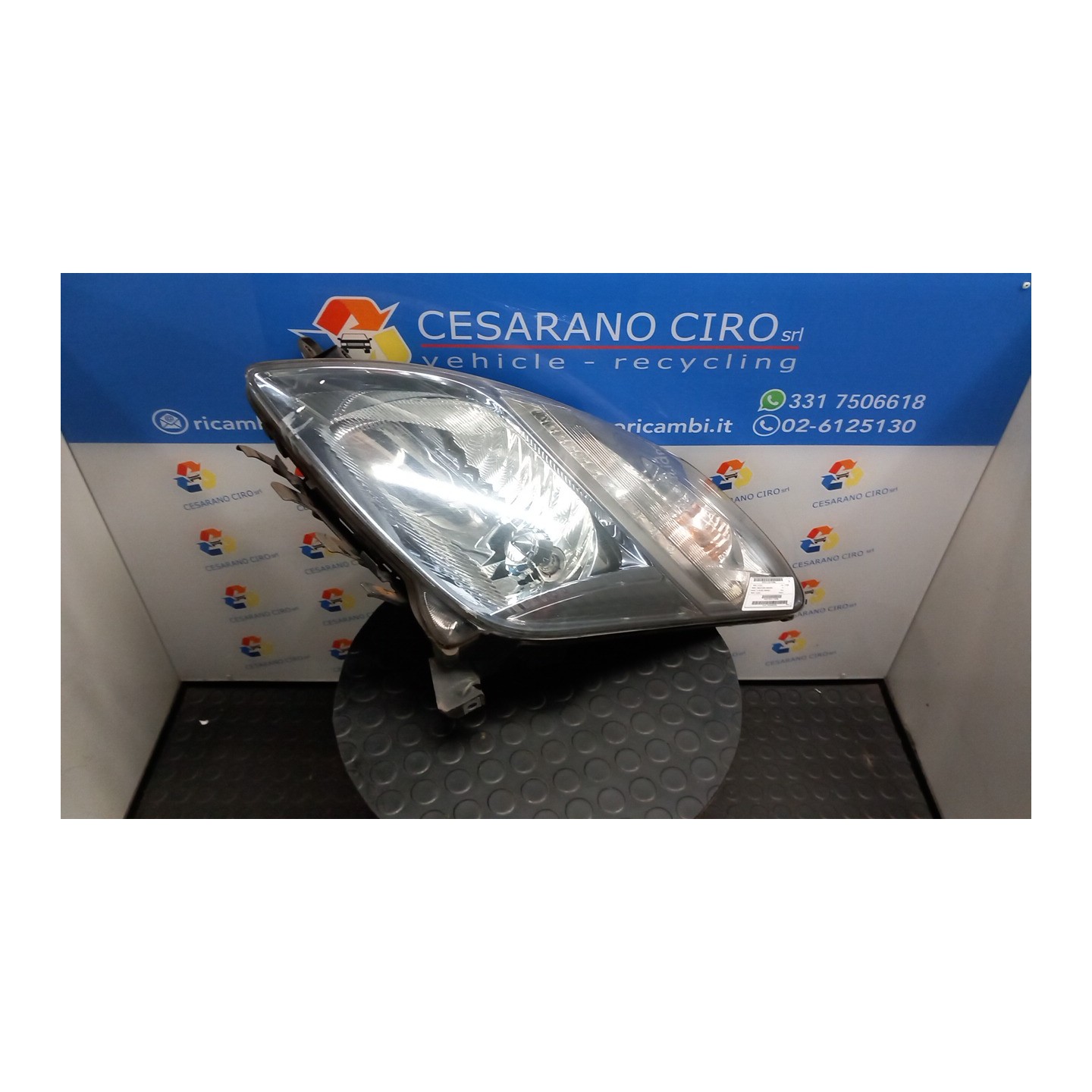 PROIETTORE SX. 045 TOYOTA PRIUS 2A SERIE (02/04-06/10) 1NZFXE 8117047090