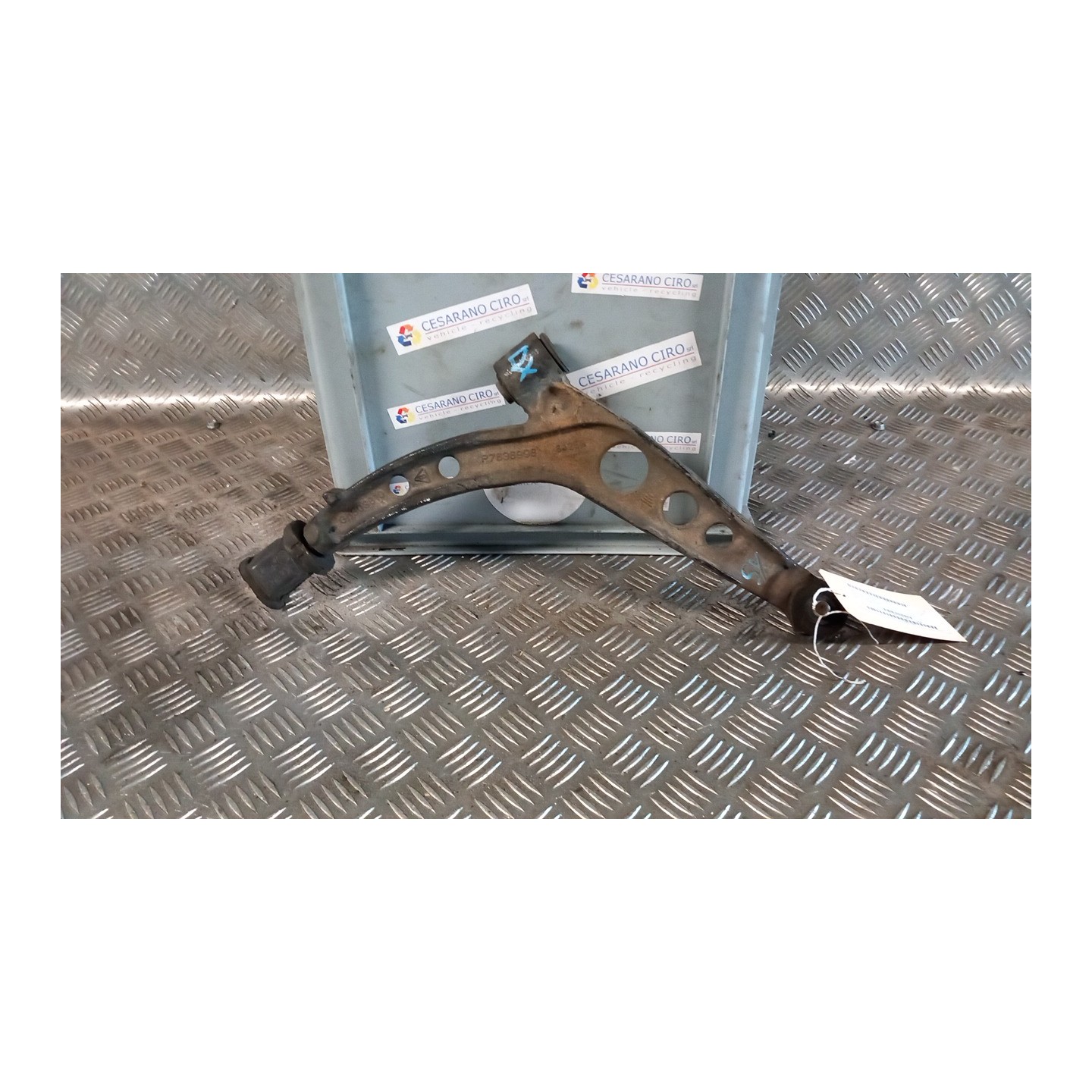 BRACCIO OSCILLANTE SOSP. ANT. DX. 041 FIAT 600 (1E) (07/05-12/11) 187A1000 7636996