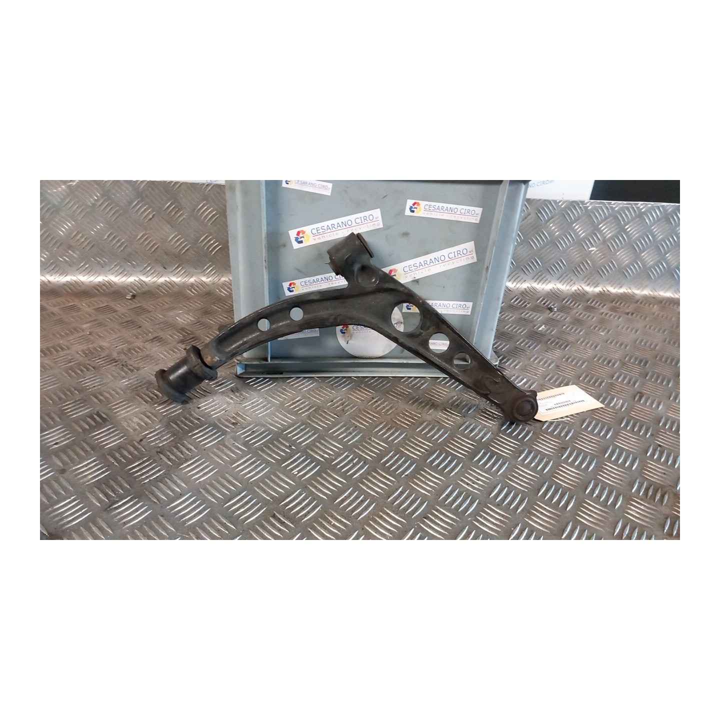 BRACCIO OSCILLANTE SOSP. ANT. SX. 042 FIAT 600 (1E) (07/05-12/11) 187A1000 7636995