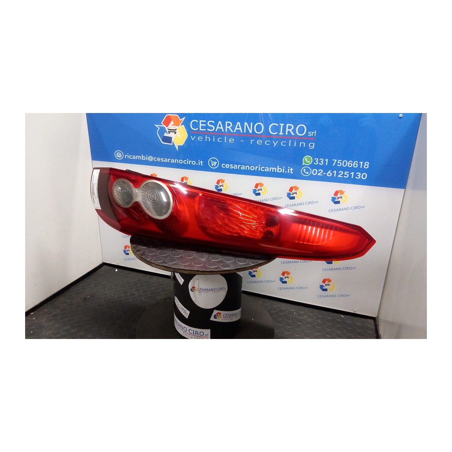 FANALE POST. DX. 021 FORD FIESTA (CBK) (12/05-12/08) F6JB 1437625