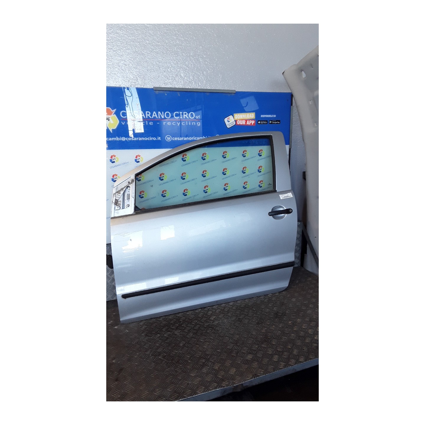 PORTA ANT. SX. 015 VOLKSWAGEN FOX (5Z) (04/05-07/11) BNM 5Z3831055K