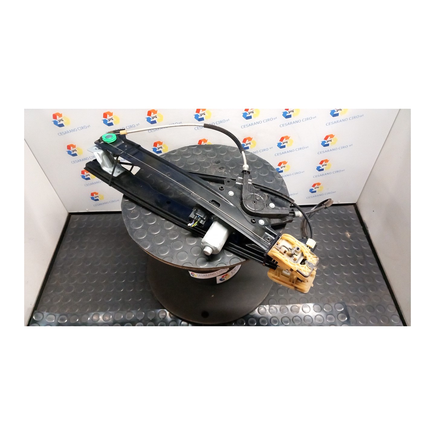 ALZACRISTALLO ELETTR. PORTA ANT. AP./CH.COMPL.CRIST.ANT. EL. DX. 109 FORD C-MAX (CB7) (09/10-05/15) T1DB 1884419