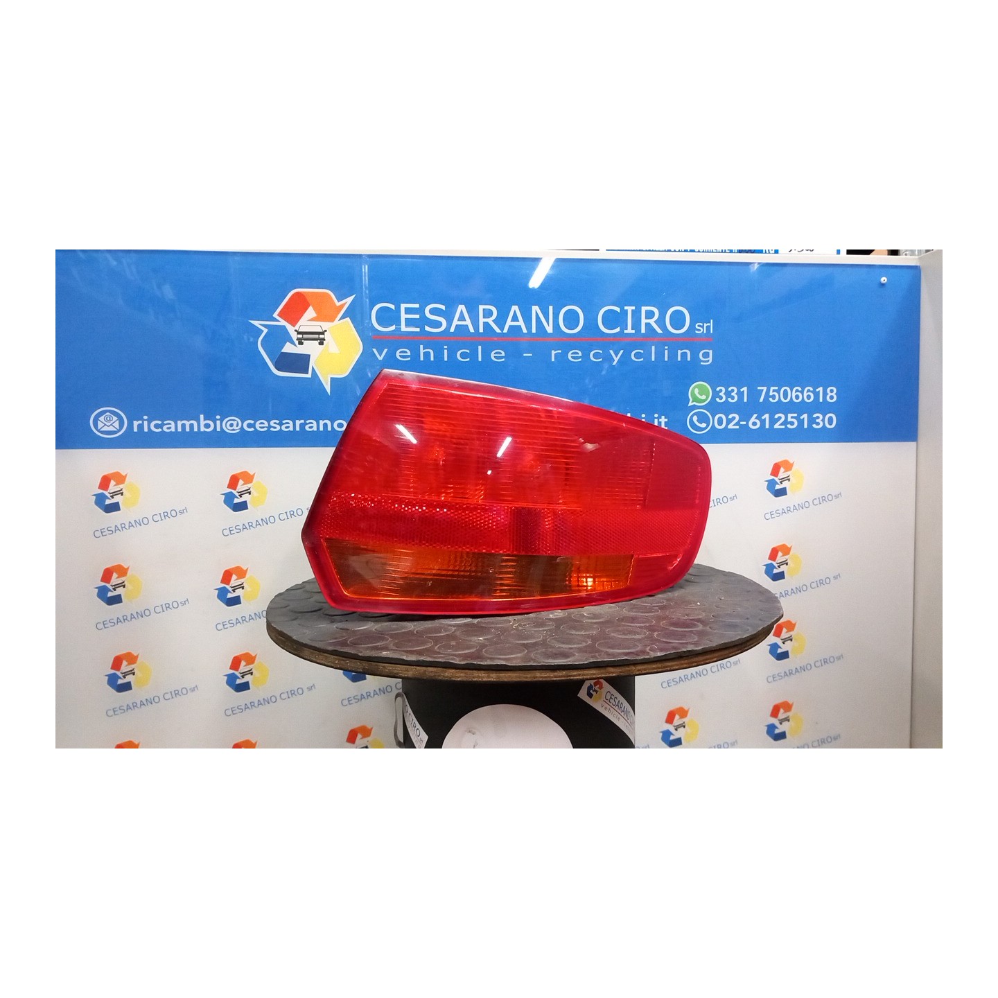 FANALE POST. PARTE EST. DX. 168 AUDI A3 (8P) (04/03-06/10) BLS 8P4945096E