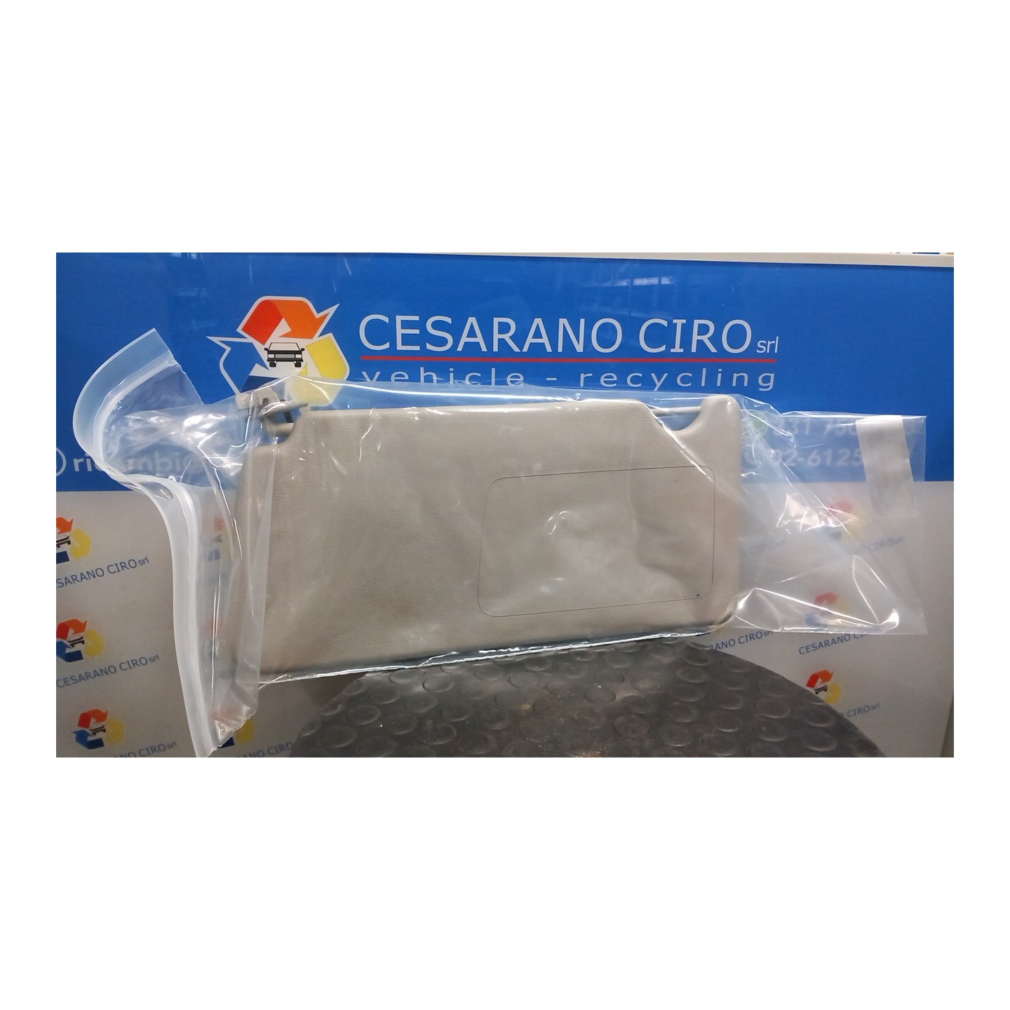 ALETTA PARASOLE PARABREZZA C/AIRBAG PASS./VANO PORTAOG/E2 DX. 031 DACIA DOKKER FURGONE (11/12-) K9KC6 964005299R