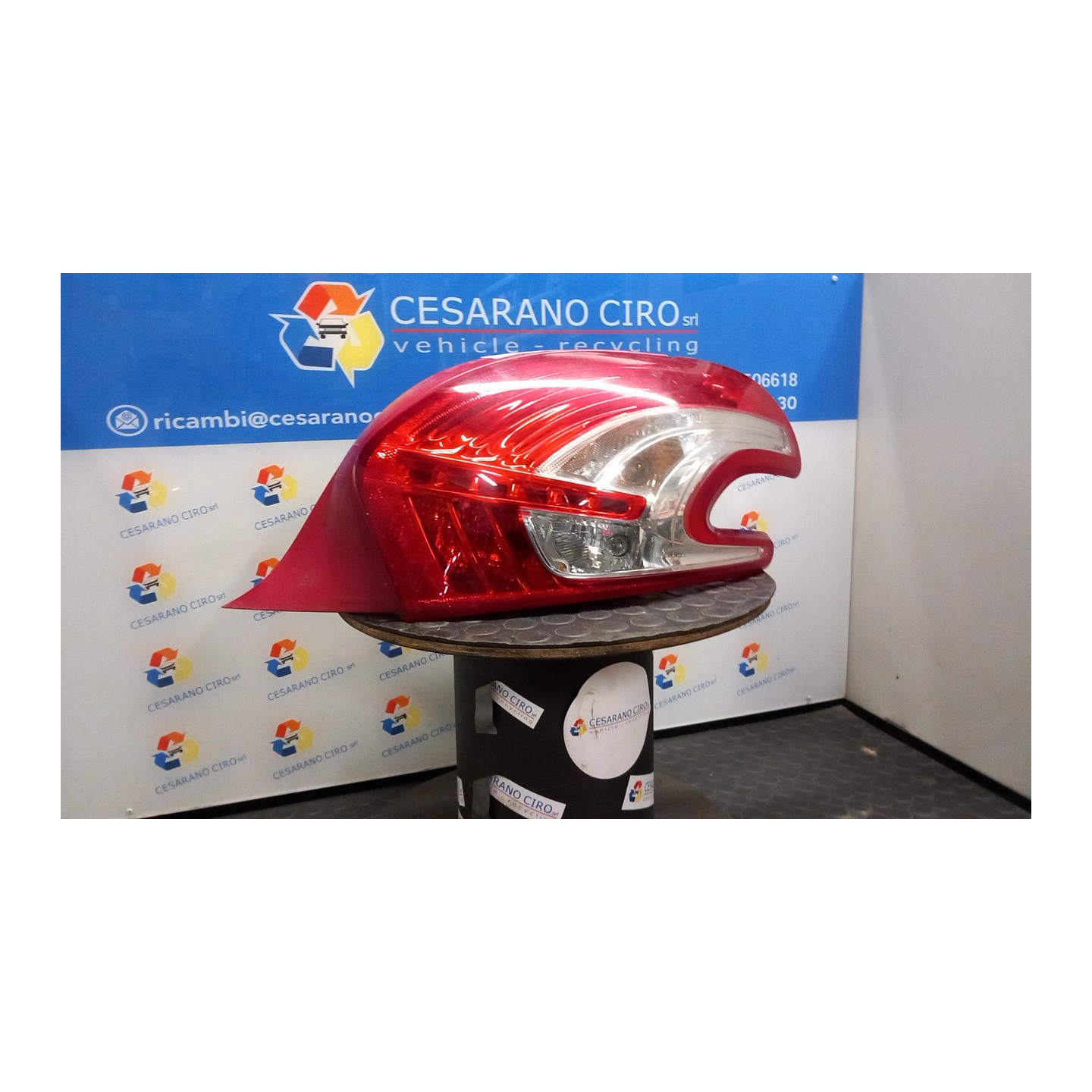 FANALE POST. DX. 008 PEUGEOT 208 (01/12-11/15) HM01 9672628380