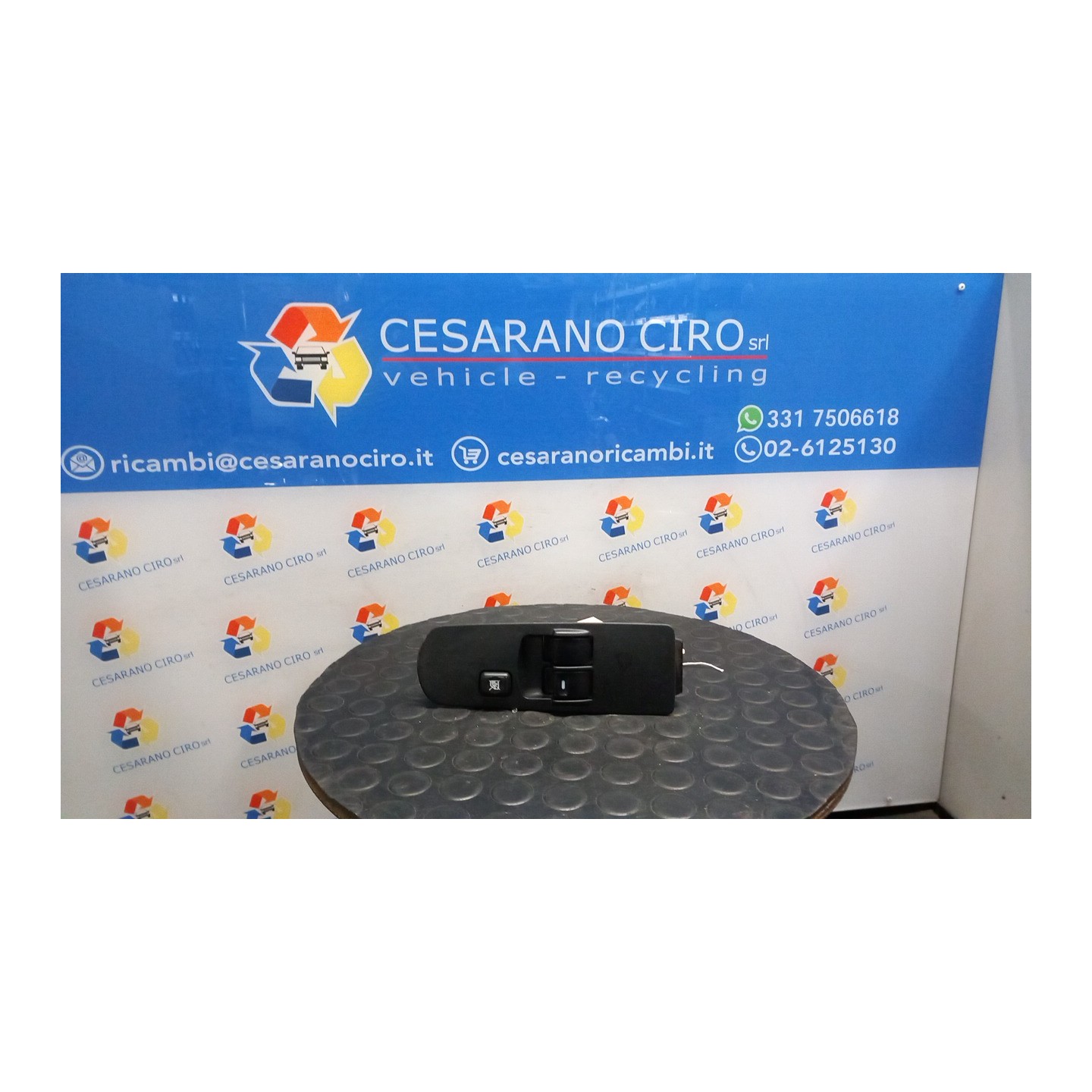 BLOCCO COMANDI ALZACRISTALLI 038 MITSUBISHI COLT (06/04-12/09) 135930 MR587477