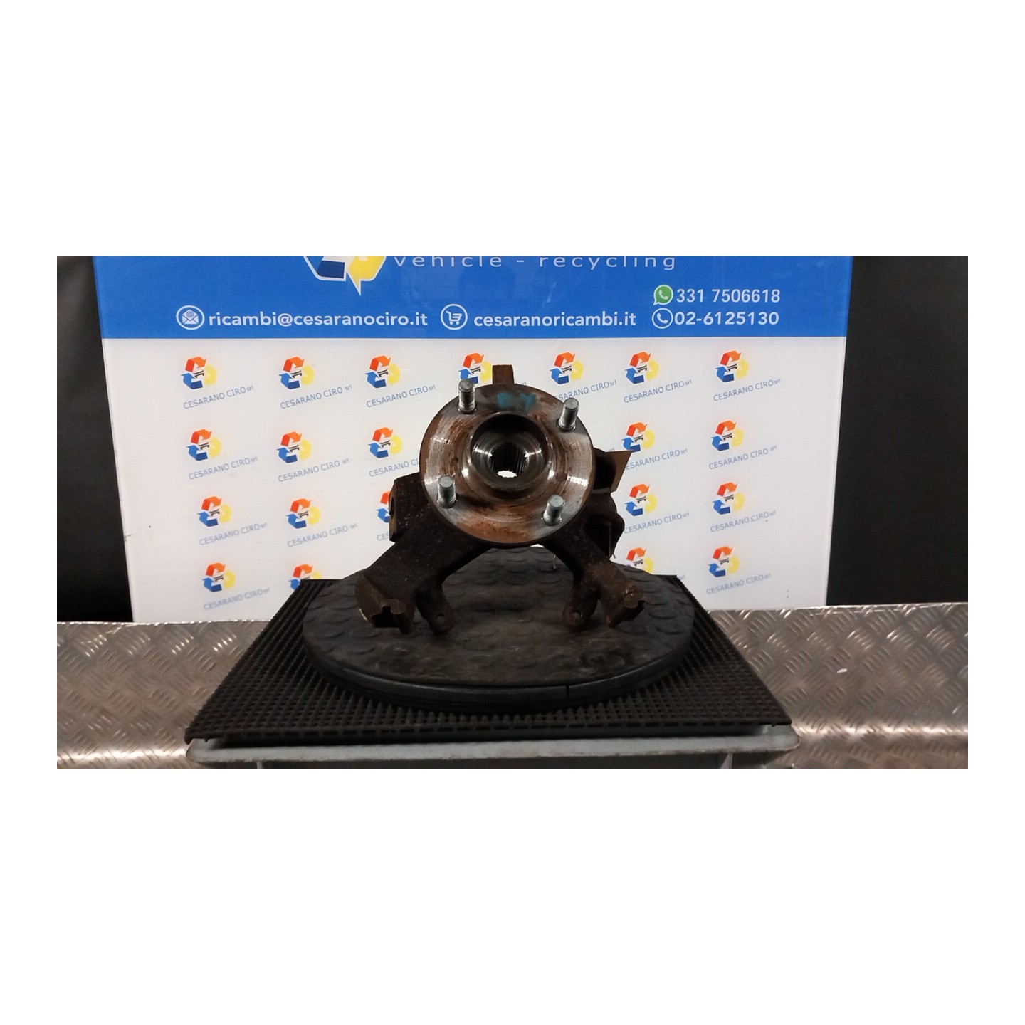 MONTANTE SOSP. ANT. C/ABS DX. 065 FORD FOCUS (CAK) (10/01-04/05) FYDB 1079000