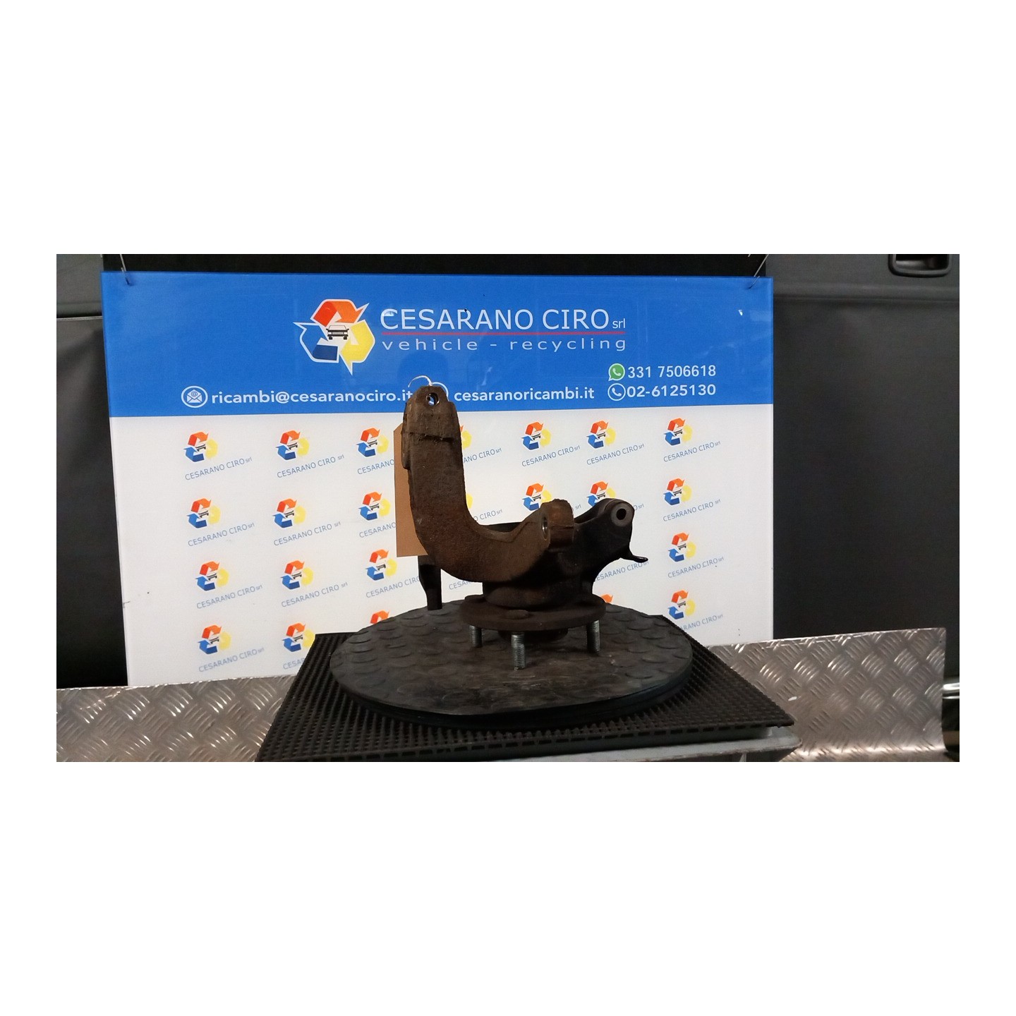 MONTANTE SOSP. ANT. C/ABS SX. 066 FORD FOCUS (CAK) (10/01-04/05) FYDB 1079001