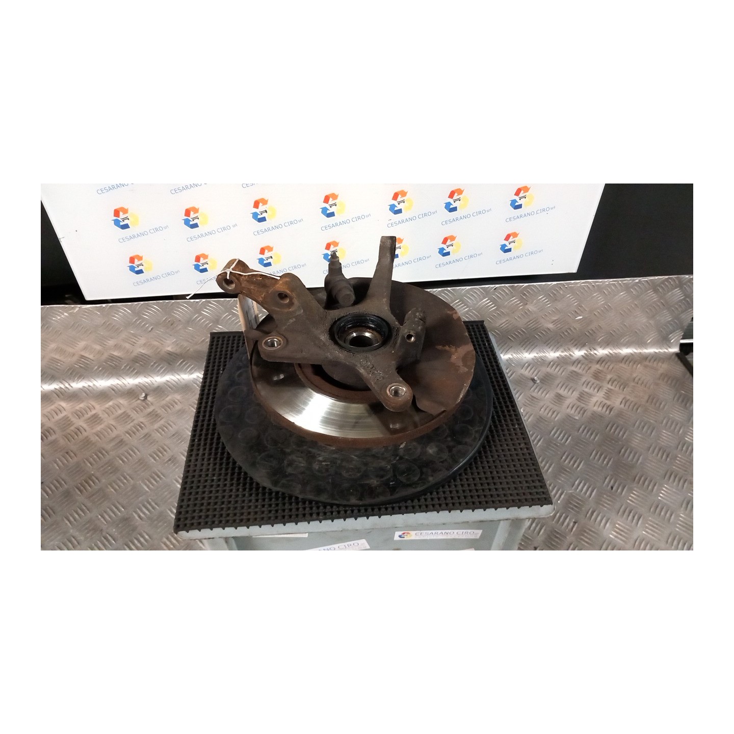 MONTANTE SOSP. ANT. DX. 068 CHEVROLET (DAEWOO) MATIZ (M100) (12/00-02/06) B10S 96284387